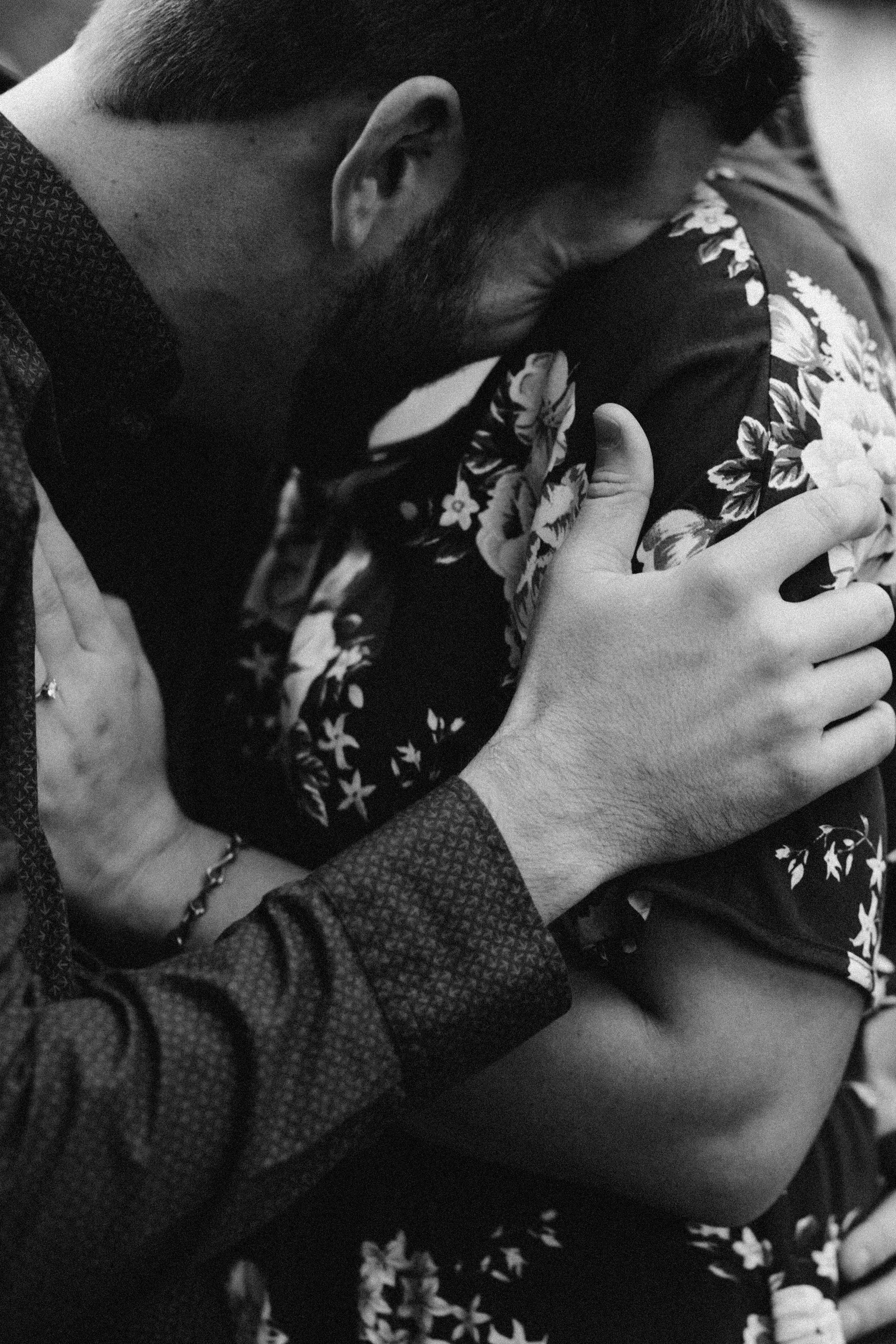 LeacadiaLandonKansasCityEngagement_MadeiraCreativePhotography-74.jpg