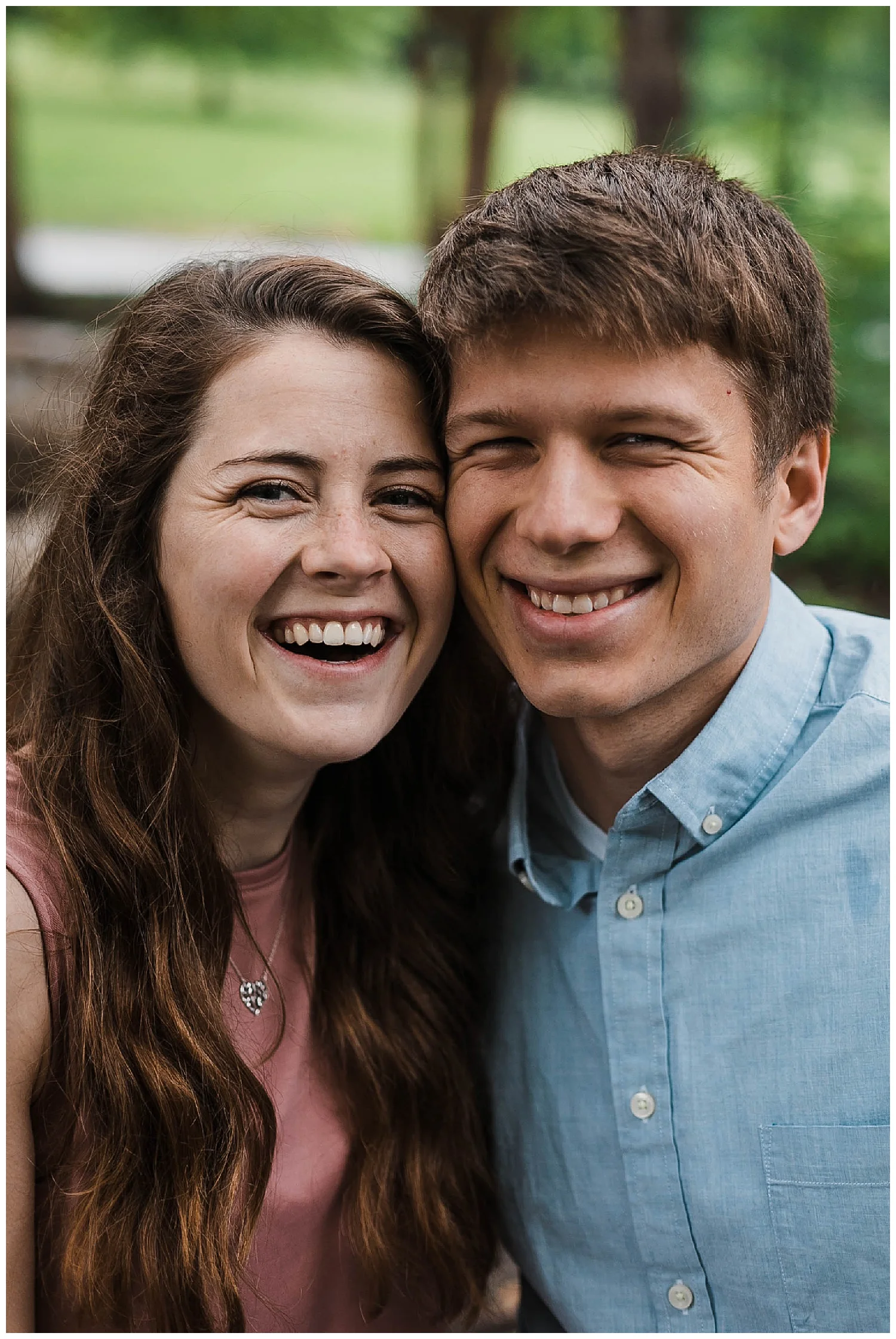 CaitlynAlexKansasCityEngagementSession_MadeiraCreativeMinnesotaAdventurePhotographer_0022.jpg