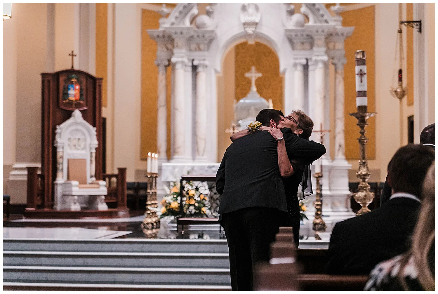 LeacadiaLandonWichitaKansasSummerWedding_MadeiraCreativeMinnesotaAdventurePhotographer_0009.jpg