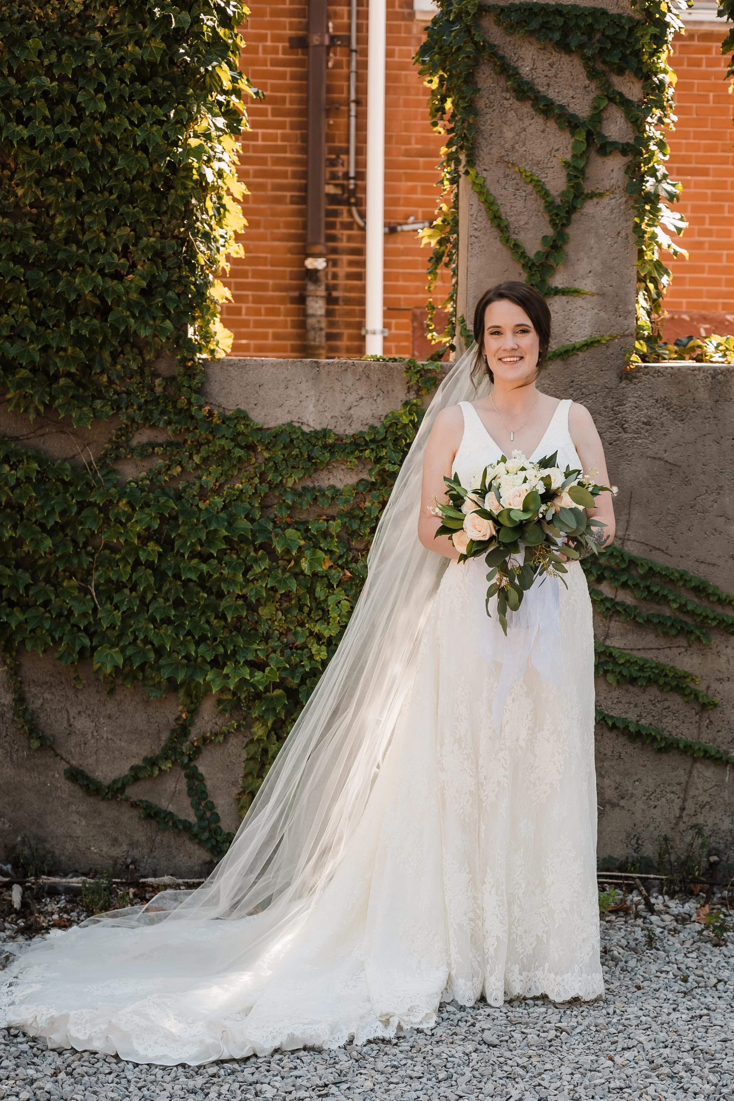 LeanneTimStLouisAugustWedding_MadeiraCreativeMinnesotaPhotographer_-125.jpg