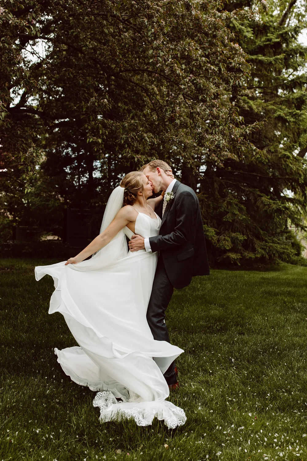 Top Wedding Vendors In Minneapolis, St Paul — Minnesota + Wisconsin
