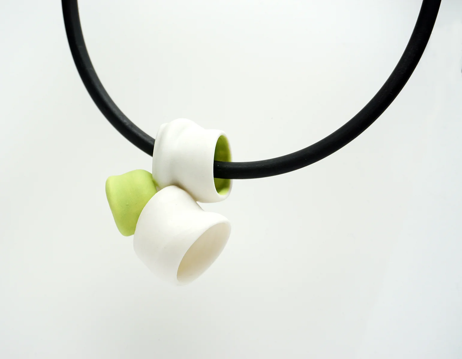 LgThreeVslPendant2.jpg