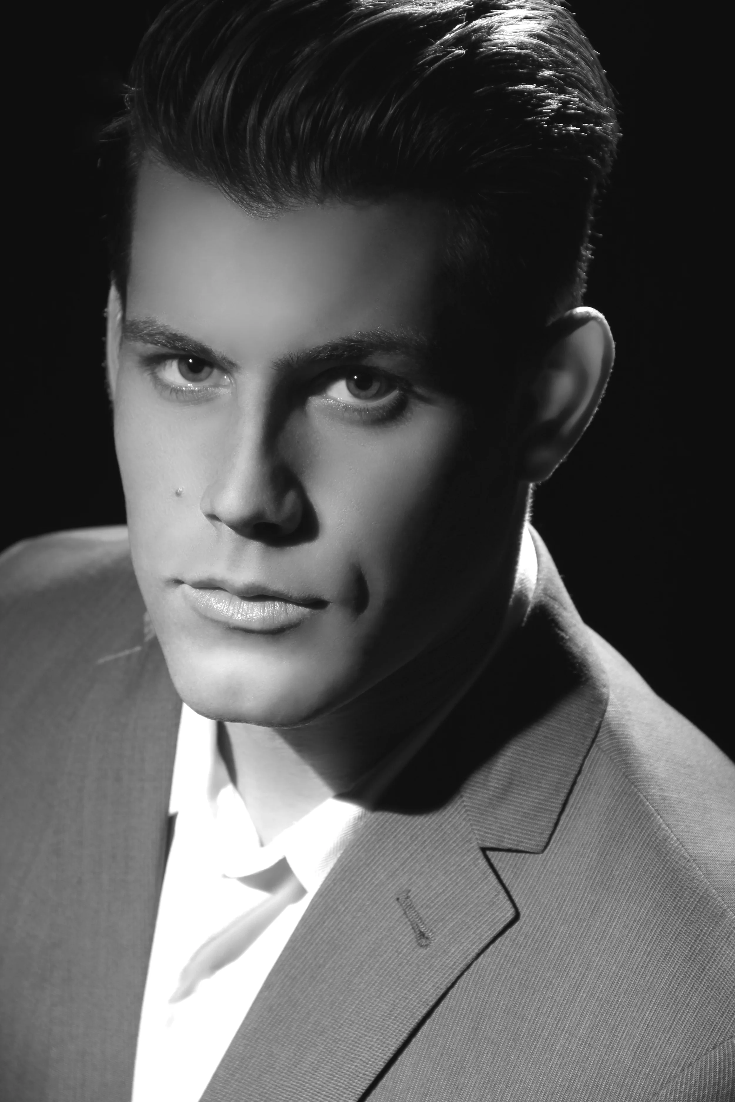 bradyglam.jpg