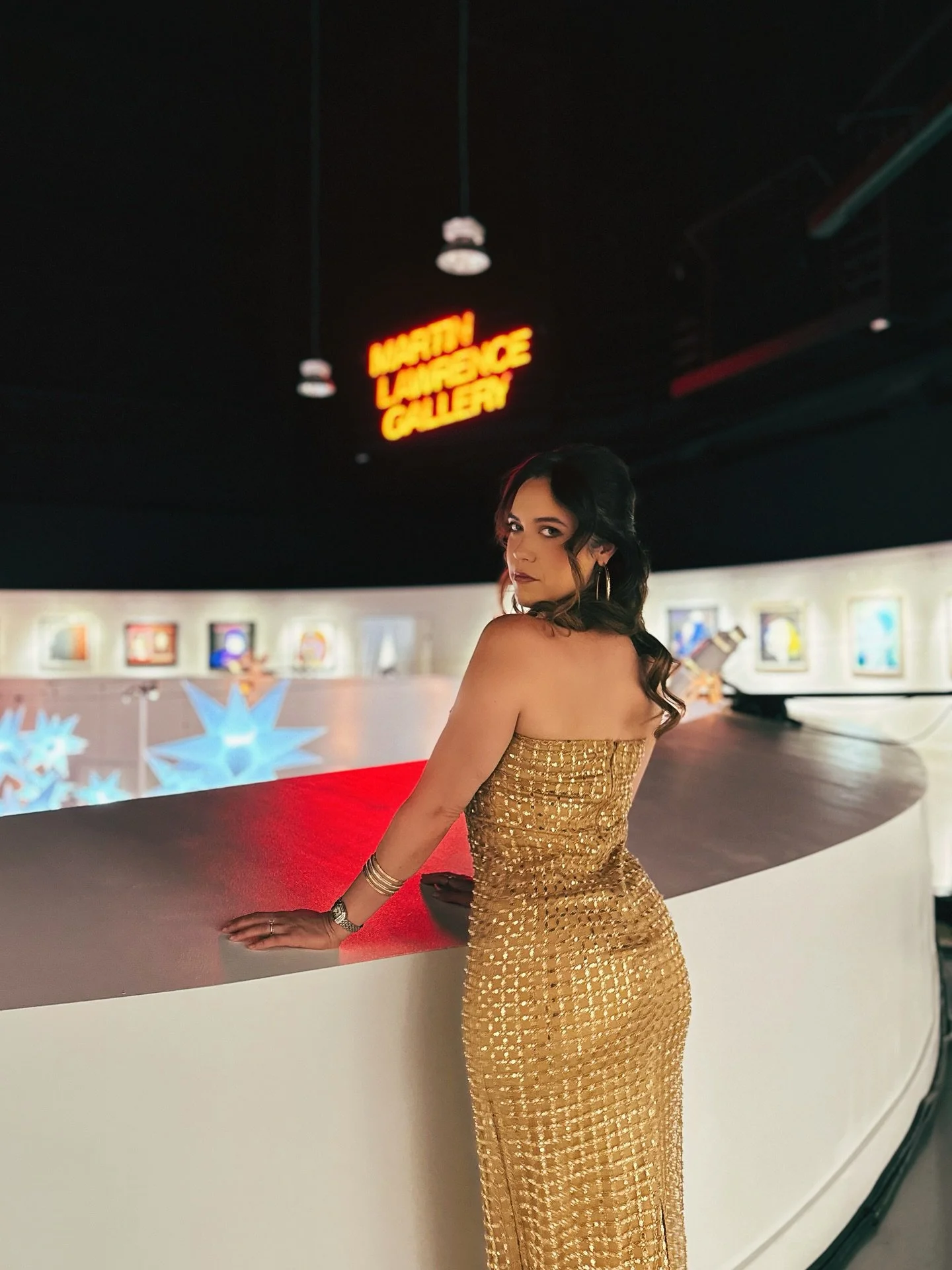 Performed last night amongst some of the works of Dali, Picasso and Warhol at the Martin Lawrence Gallery in Las Vegas 💥🎤

Some Sunday thoughts:
Lately I&rsquo;ve been paying closer attention to what feels good and right in my gut and spirit &mdash