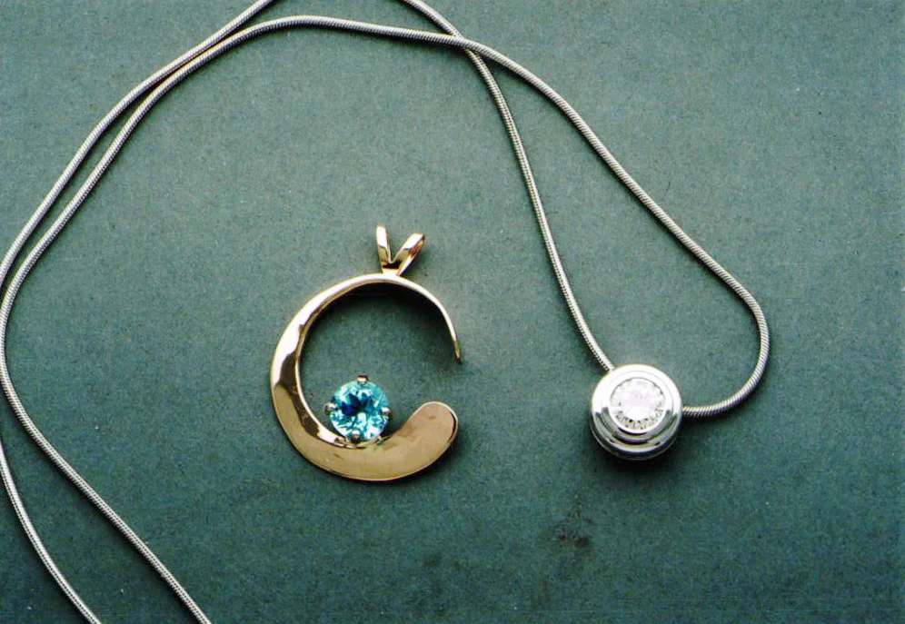 pendant1.jpg