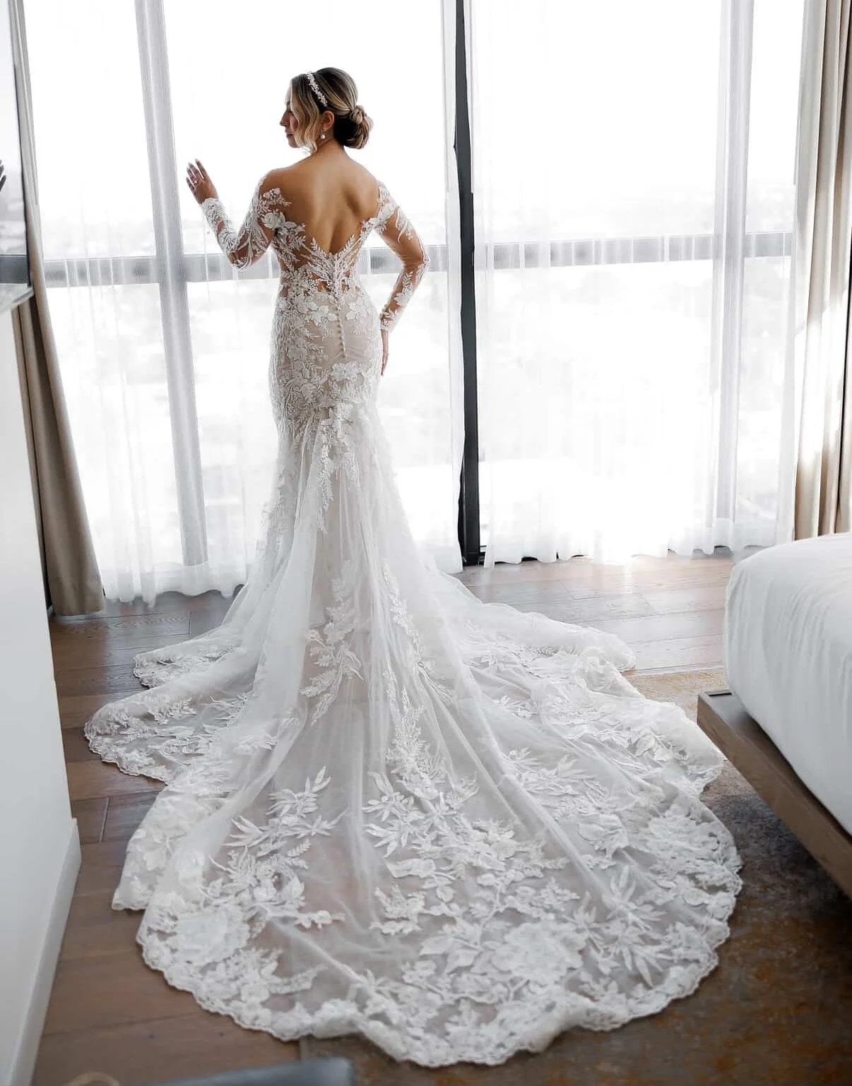 FAIRYTALES DO COME TRUE✨ 
When Brides become friends and their stories become the most beautiful memories... so so so happy for our gorgeous #bofbride @brittbritt025 on her amazing wedding day! And now, your happily ever after begins!! #miamibride #b