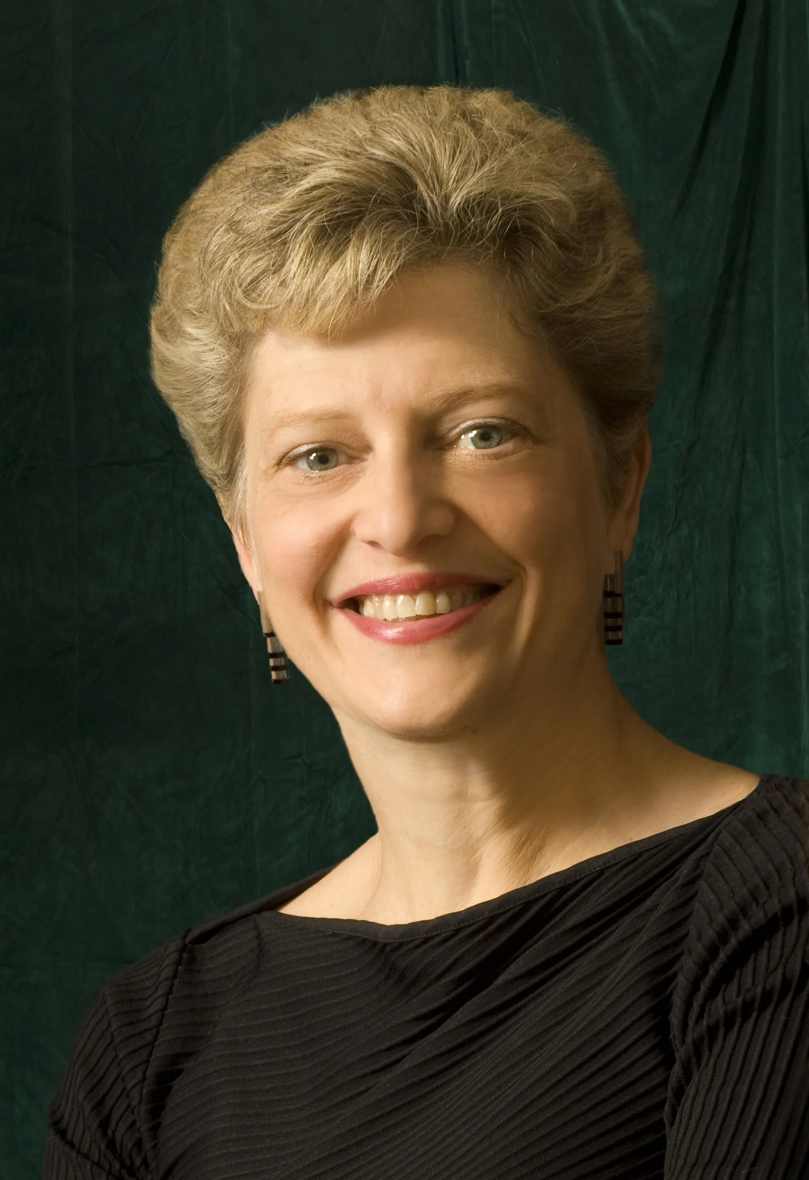 Carey Perloff.jpg