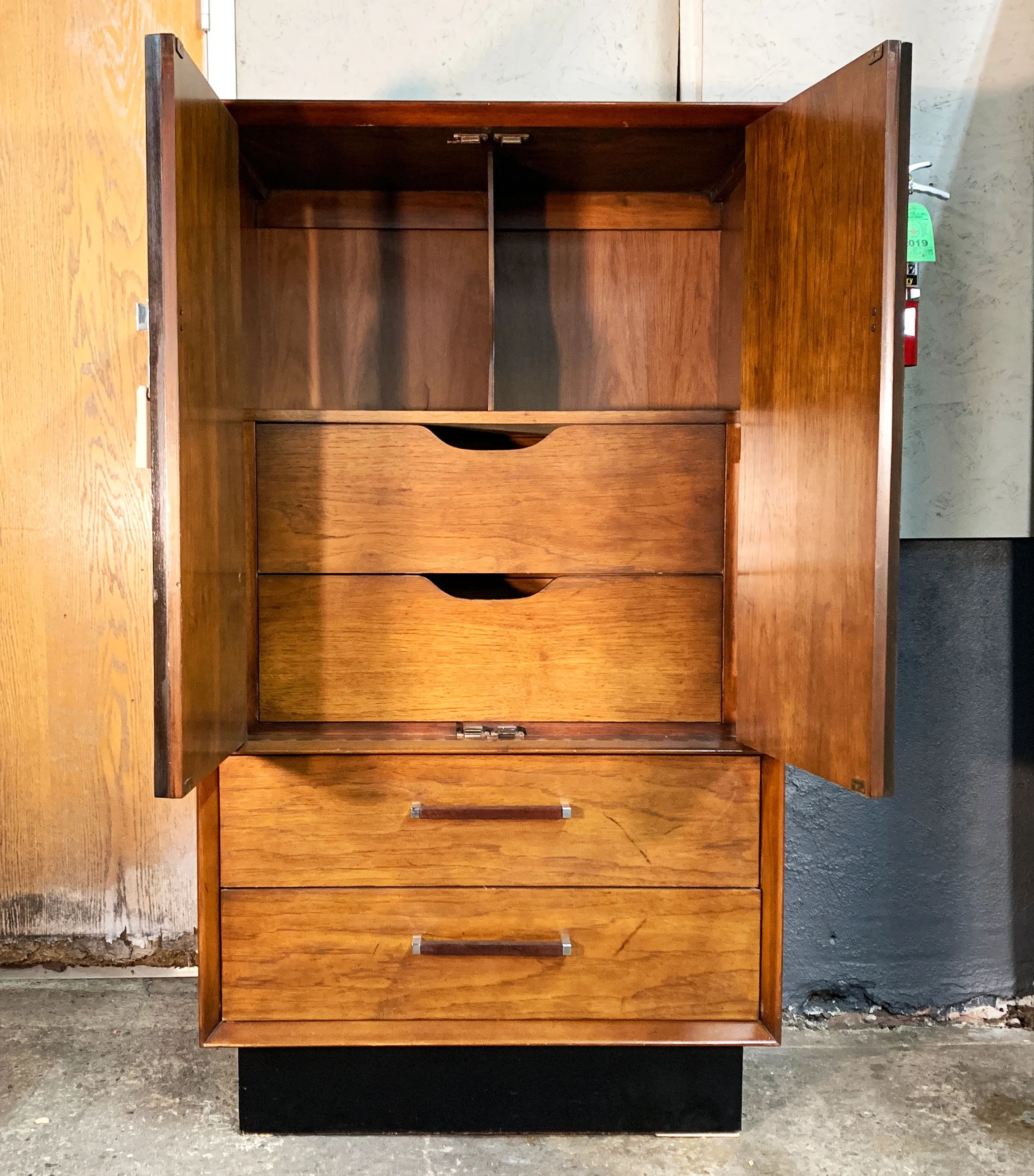 Mid Century Furniture Warehouse Insidelane Jpg