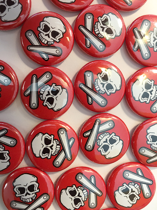button pack 6 Skull.jpg