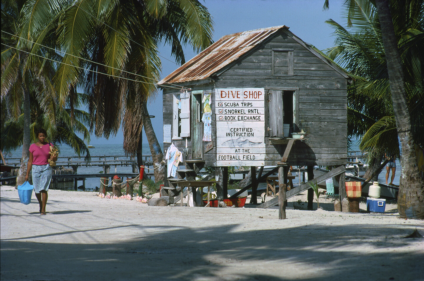 Dive Shop.jpg