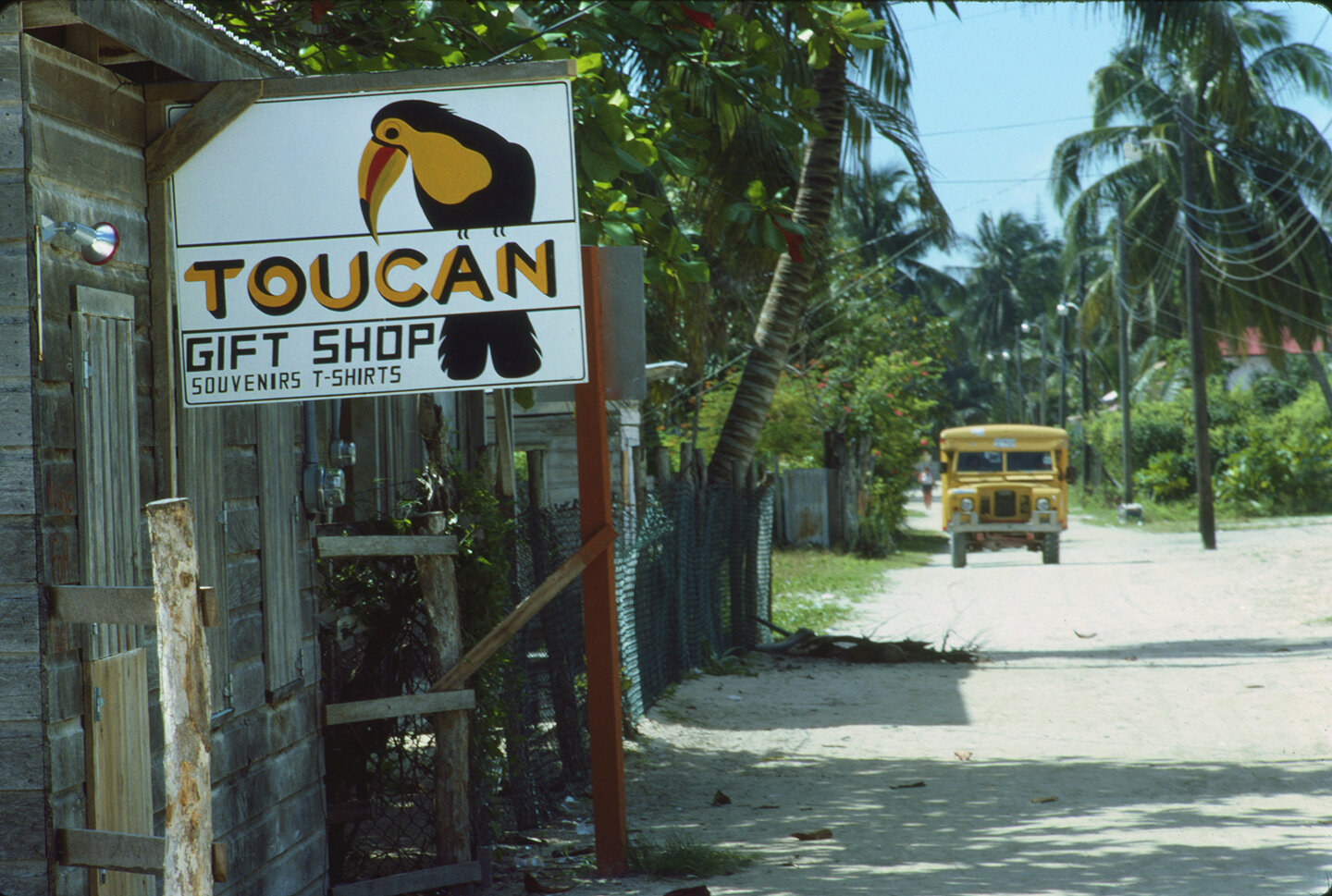 Toucan sign.jpg