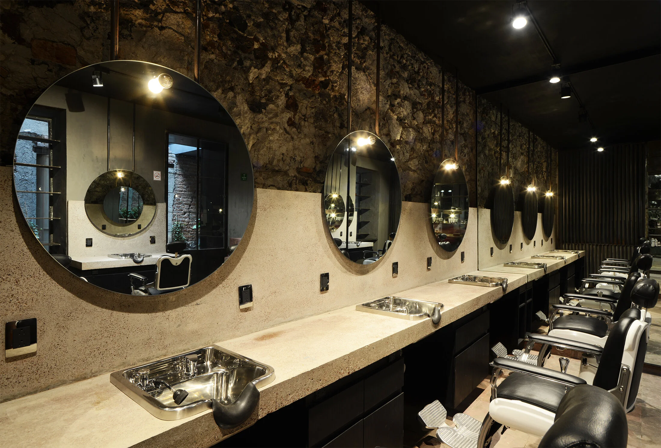 Publicación del nuevo local para "Barbería Capital" en ArchDaily