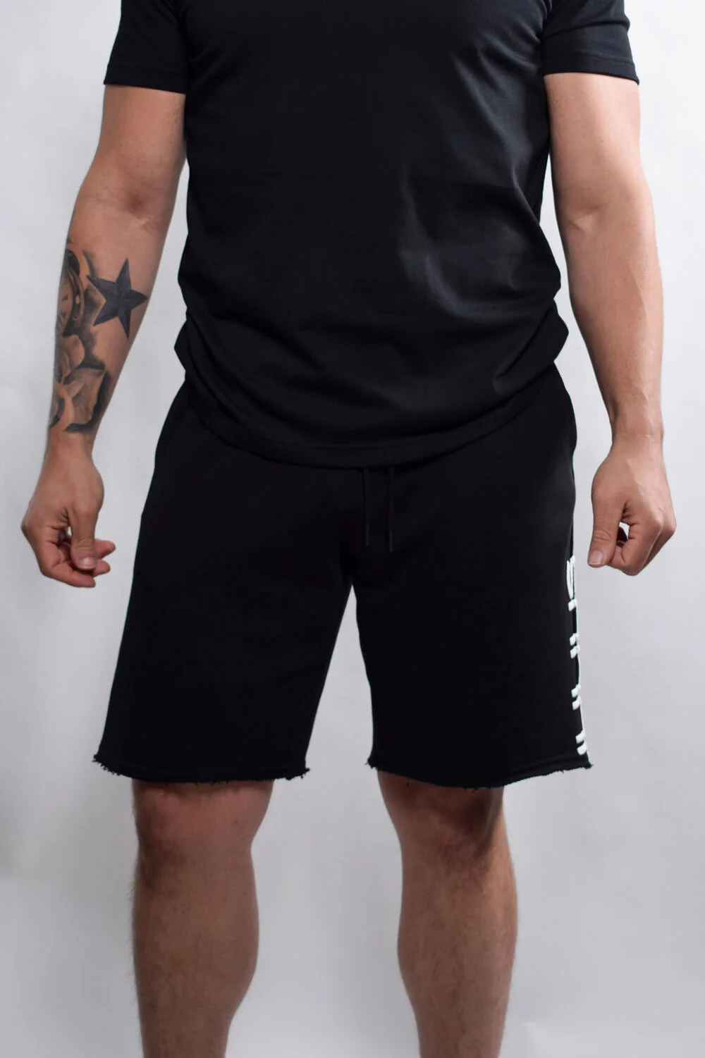 Repackshort_black_F.jpg