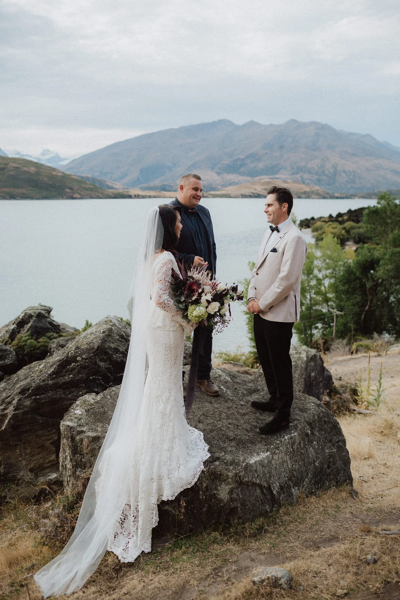 Wanaka Elopement-32.jpg
