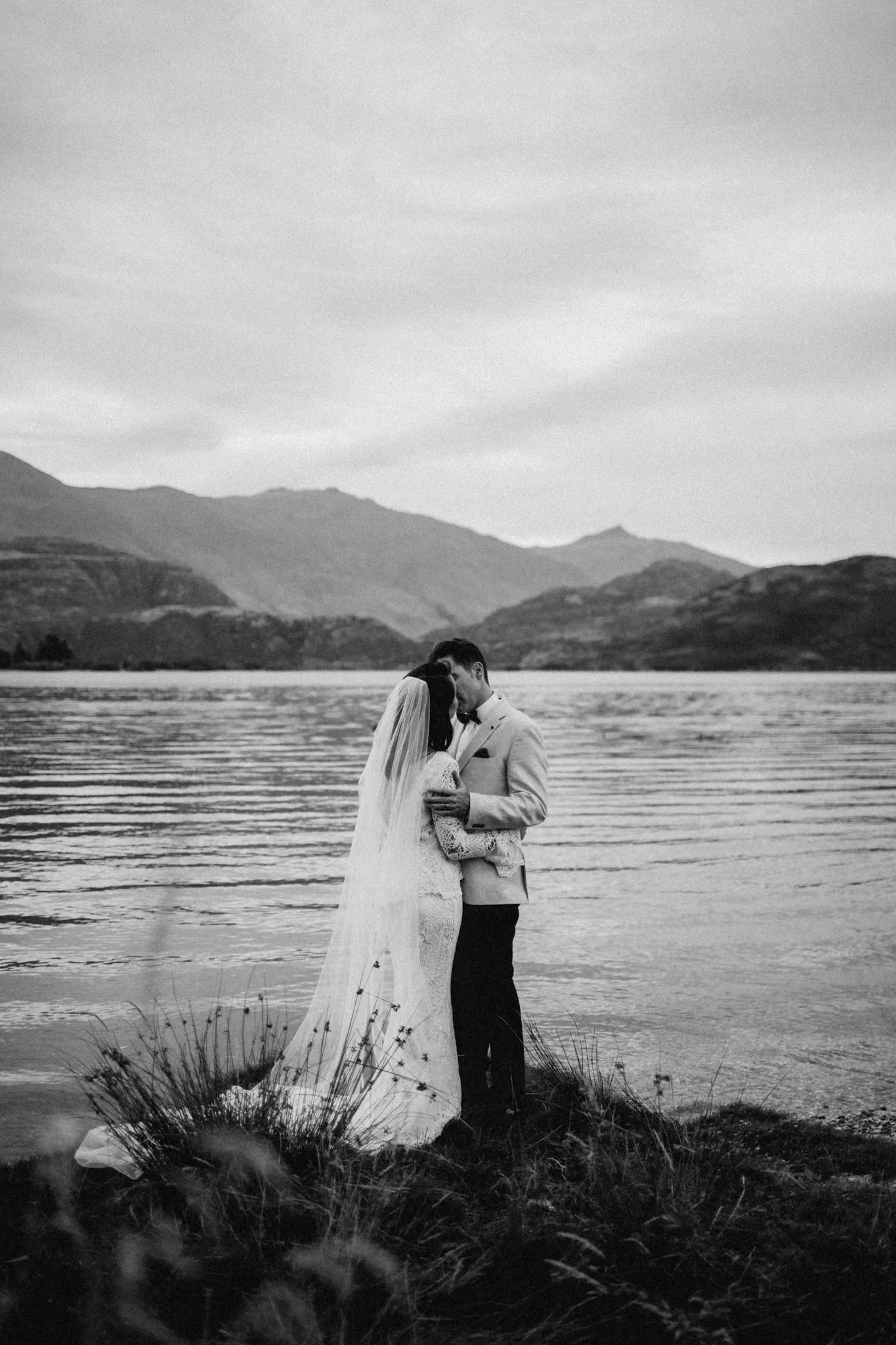 Wanaka Elopement-71.jpg