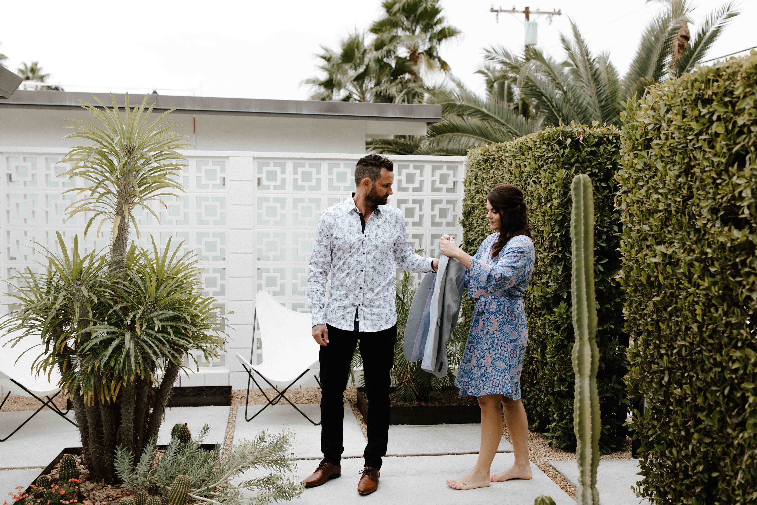 America Joshua Tree Palm Springs Elopement wedding-6.jpg