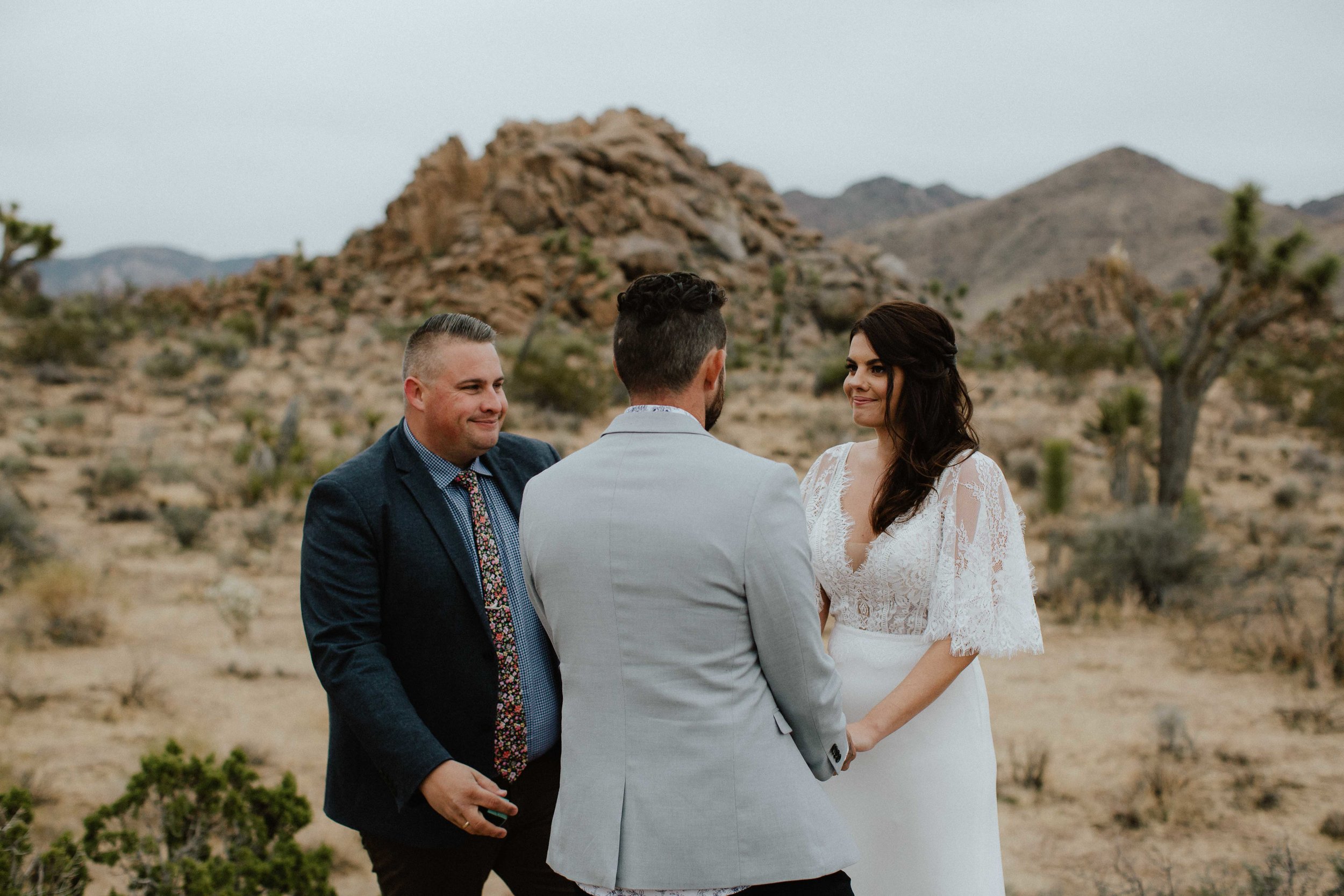 America Joshua Tree Palm Springs Elopement wedding-27.jpg