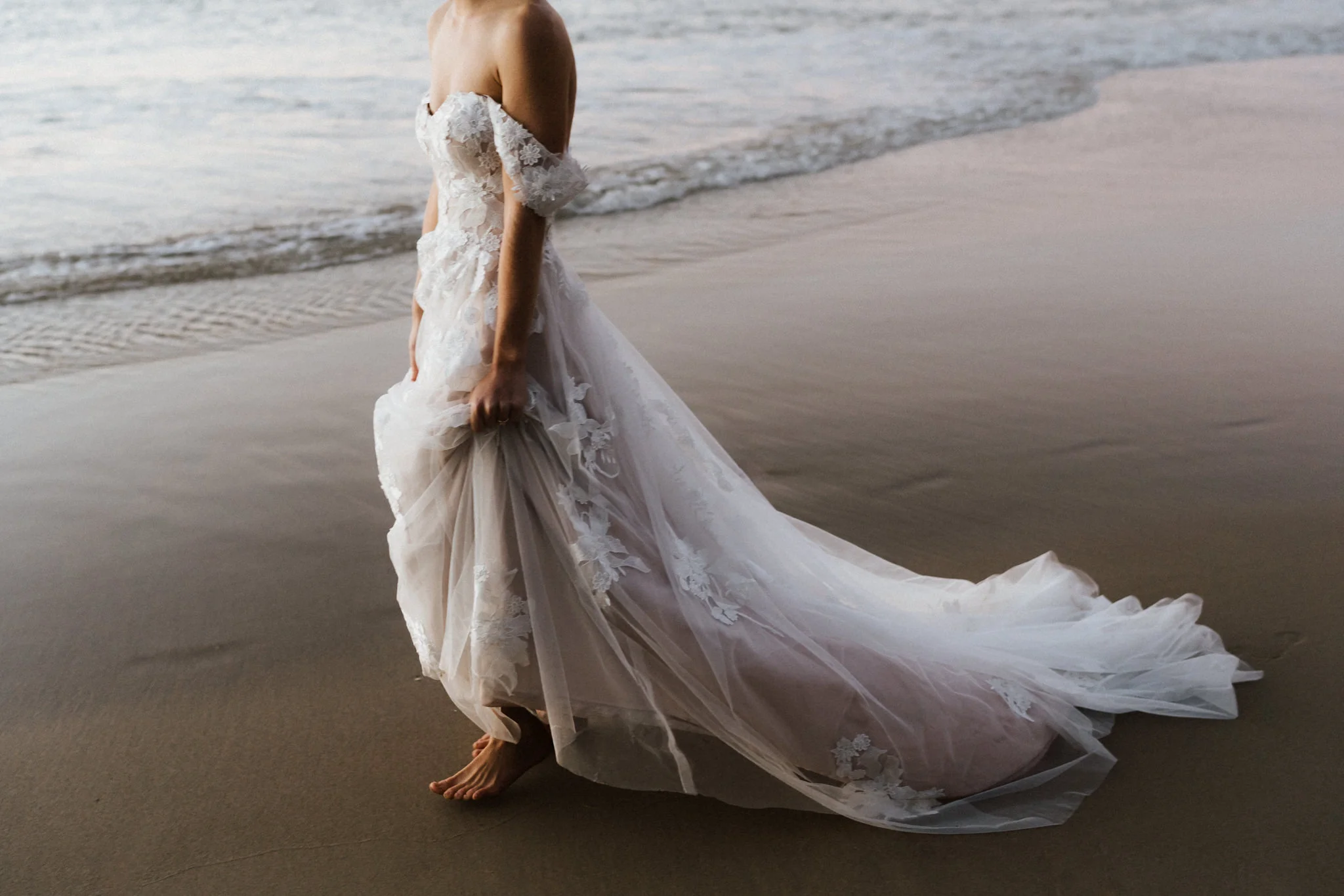 Noosa Byron Bay Elopement Wedding-36.jpg