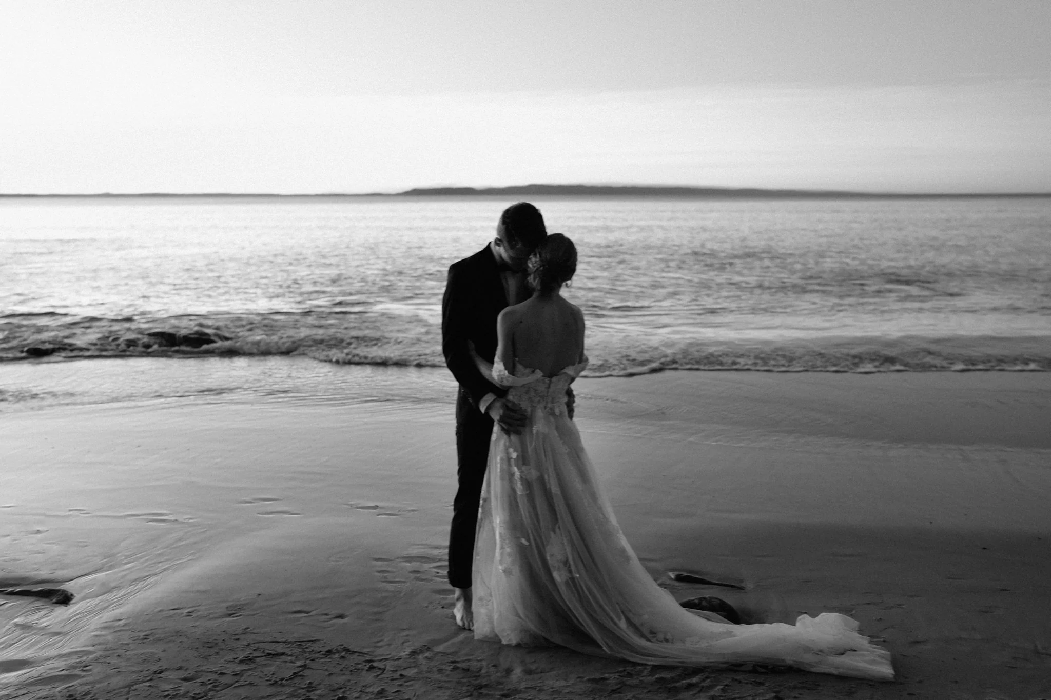 Noosa Byron Bay Elopement Wedding-44.jpg