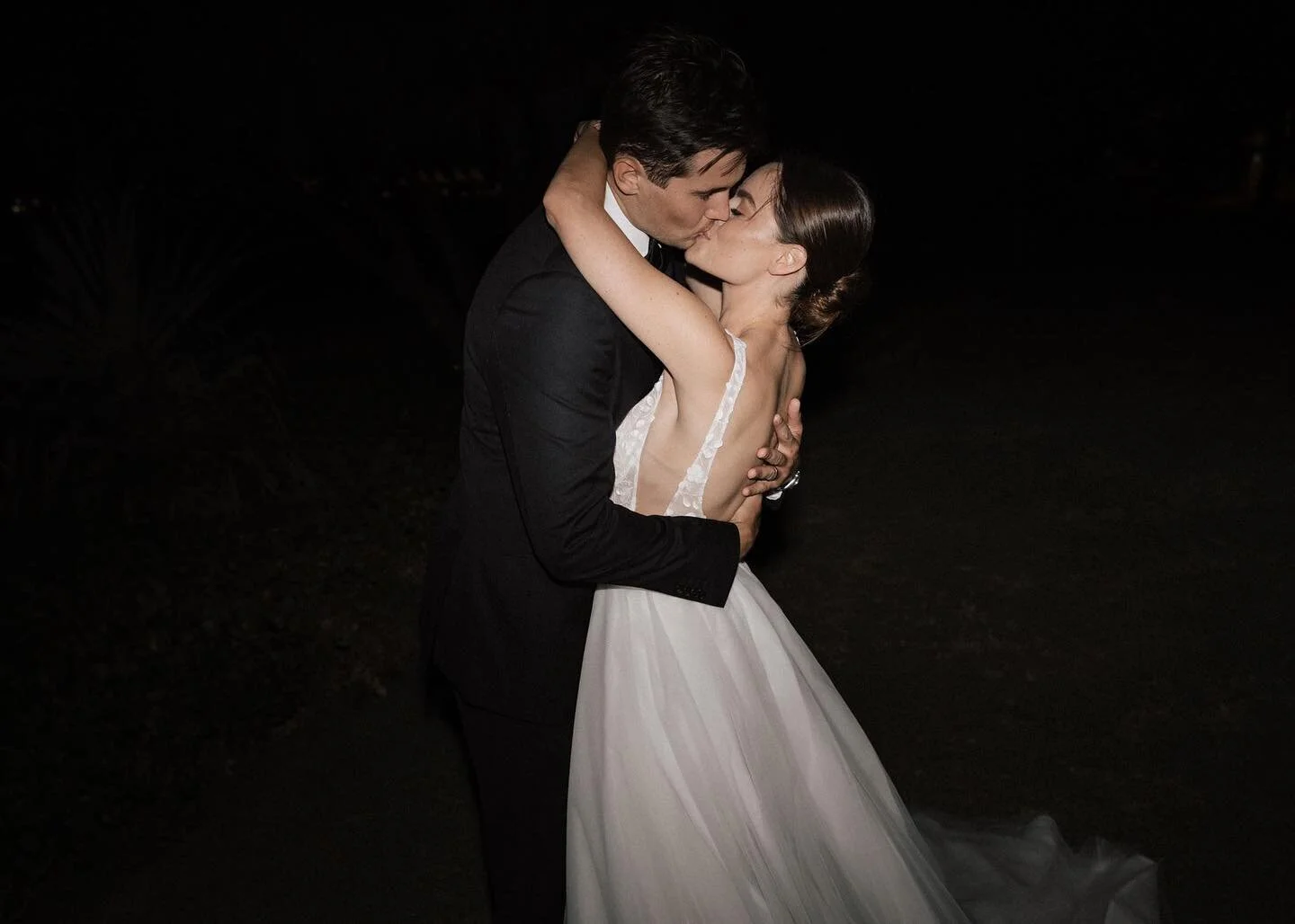 A late night kiss with Toni &amp; Josh