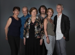 Les livres sélectionnés ont été écrits par (de droite à gauche): Michel Layaz, Silvia Haerri, Thomas Sandoz, Janine Massard, Olivier Sillig, Catherine Lovey.