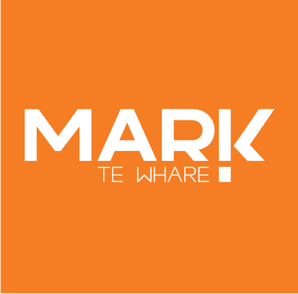 MARK TE WHARE - AUCTIONEER