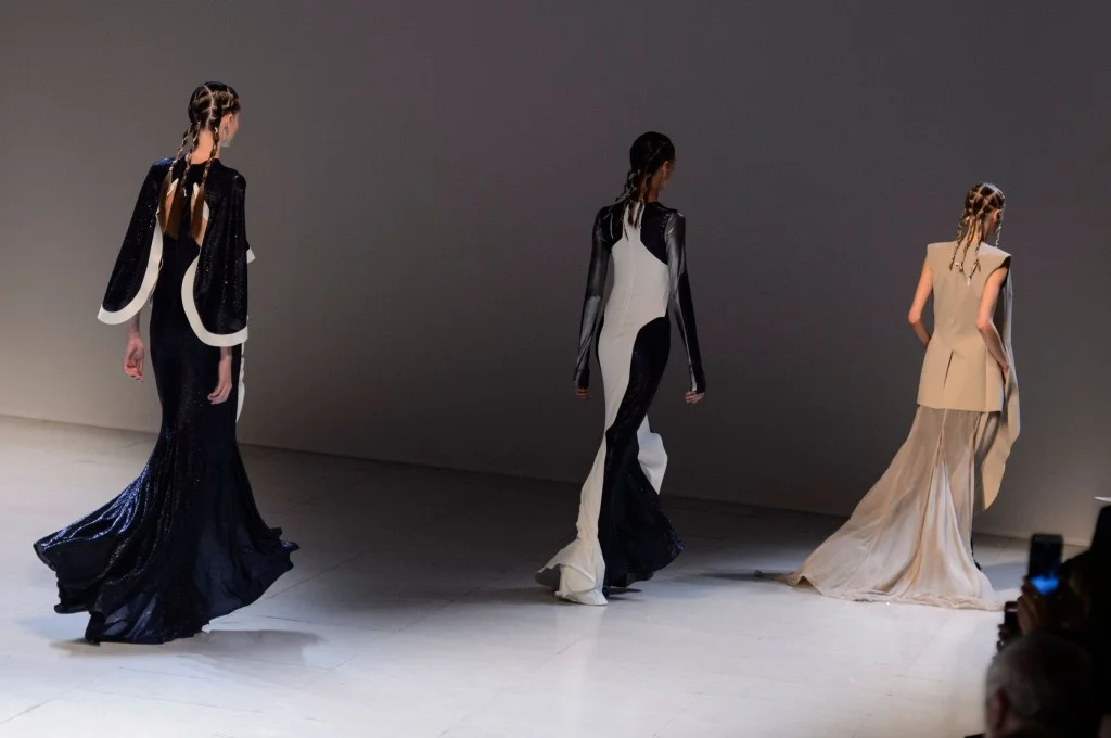 esteban-cortazar-spring-2016-fashion-show-the-impression-22-1024x680.jpg