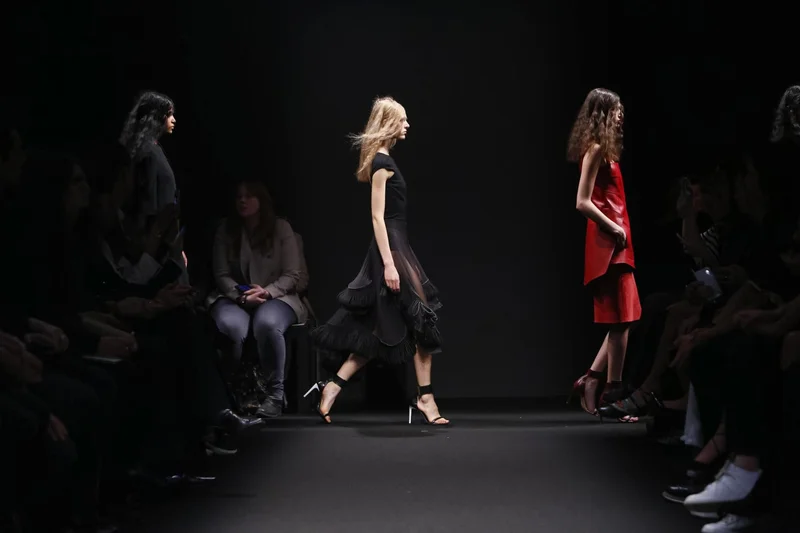Esteban-Cortazar-RTW-FW15-Paris-8581-1425929682-bigthumb.jpg