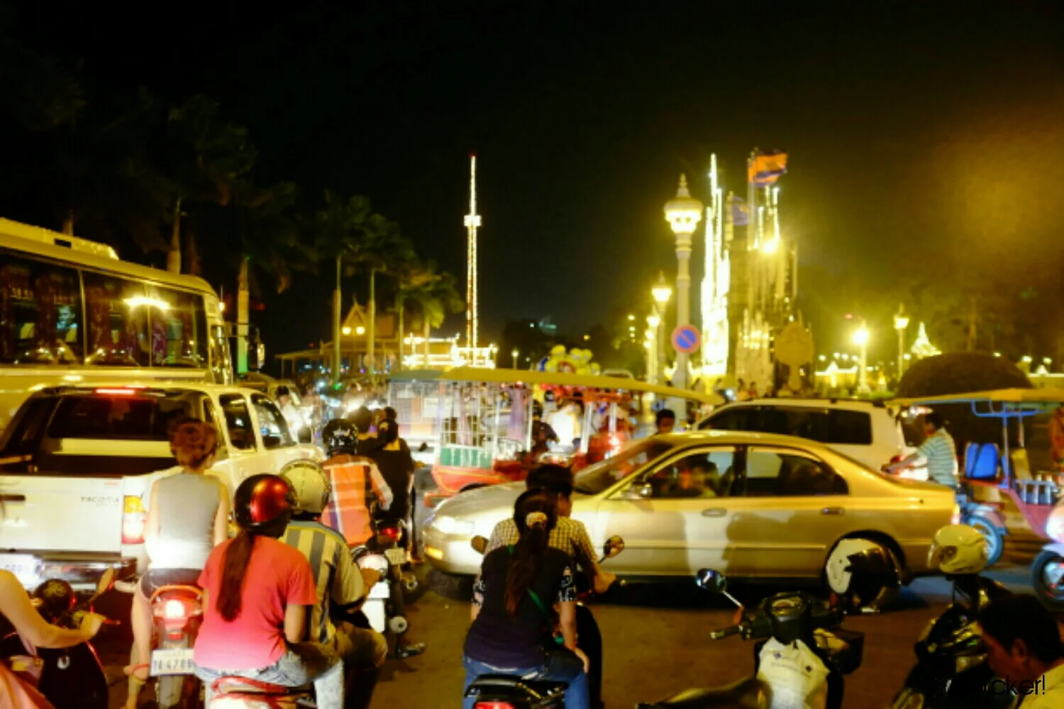 Night madness. Fuji X100s f2 1/40s iso 2500&nbsp;