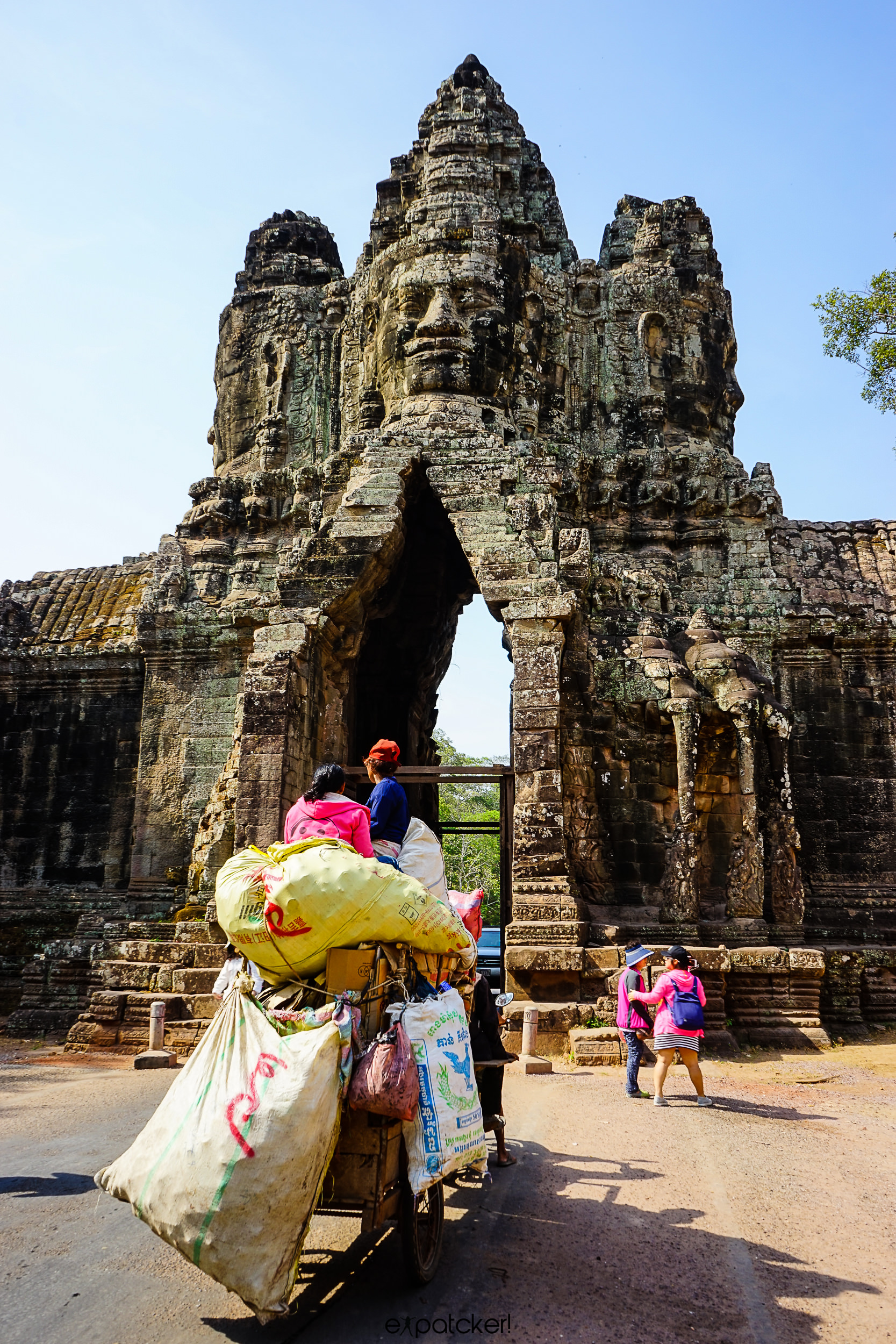 Yep, the guys are still taking care of the door. Sony A7, 28-70mm, 1/80 @ f11