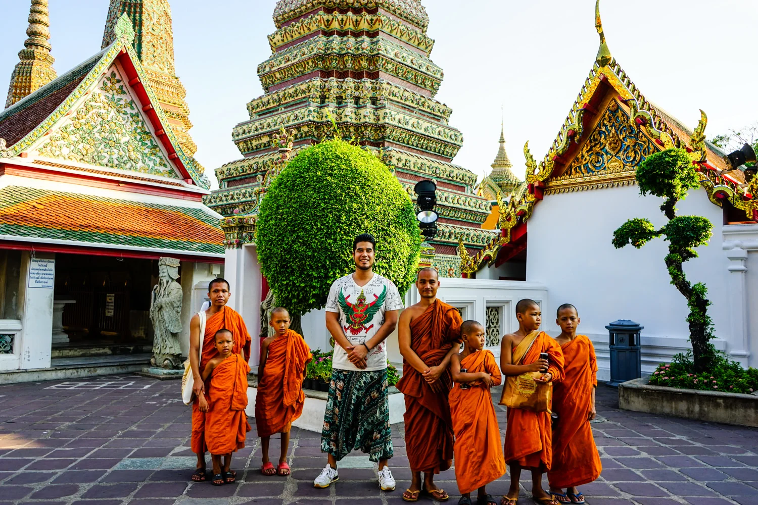 Kind monks that didn't mind to take a picture with a crazy looking guy, thank you!! Sony a7, Voigtlander 15mm f4.5, 1/1000 sec ISO 64