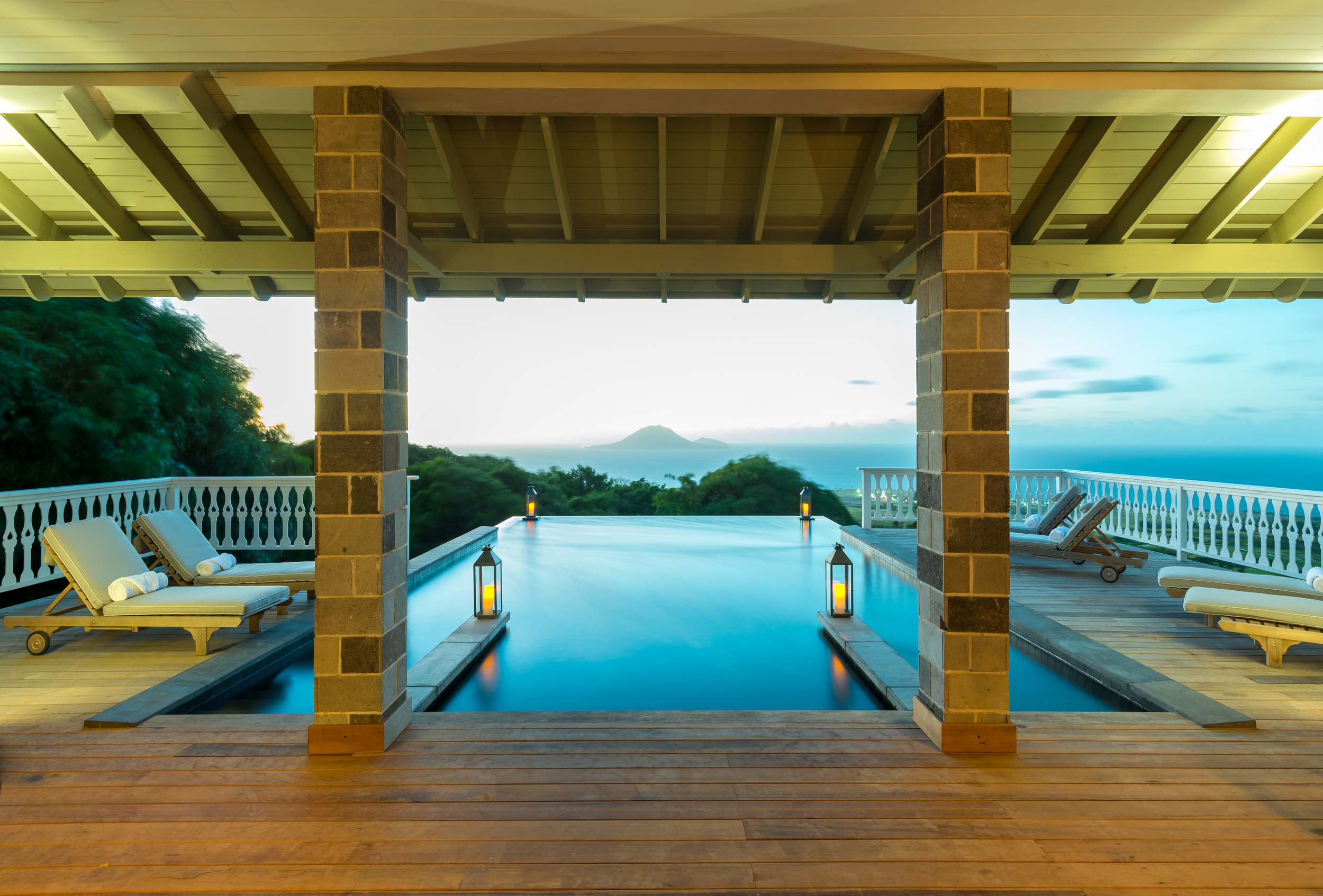 Infinity Pool View - evening.jpg