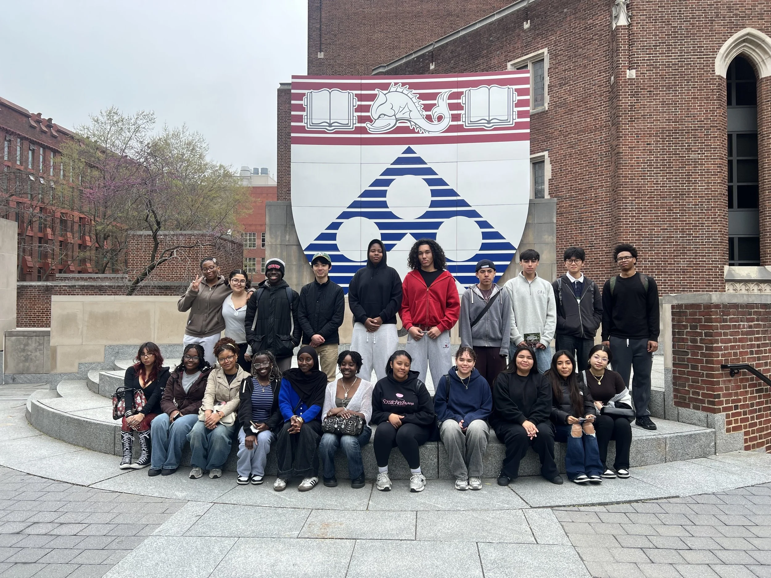  Students from LA and NYC visit University of Pennsylvania during a trip to the east coast to tour colleges! 