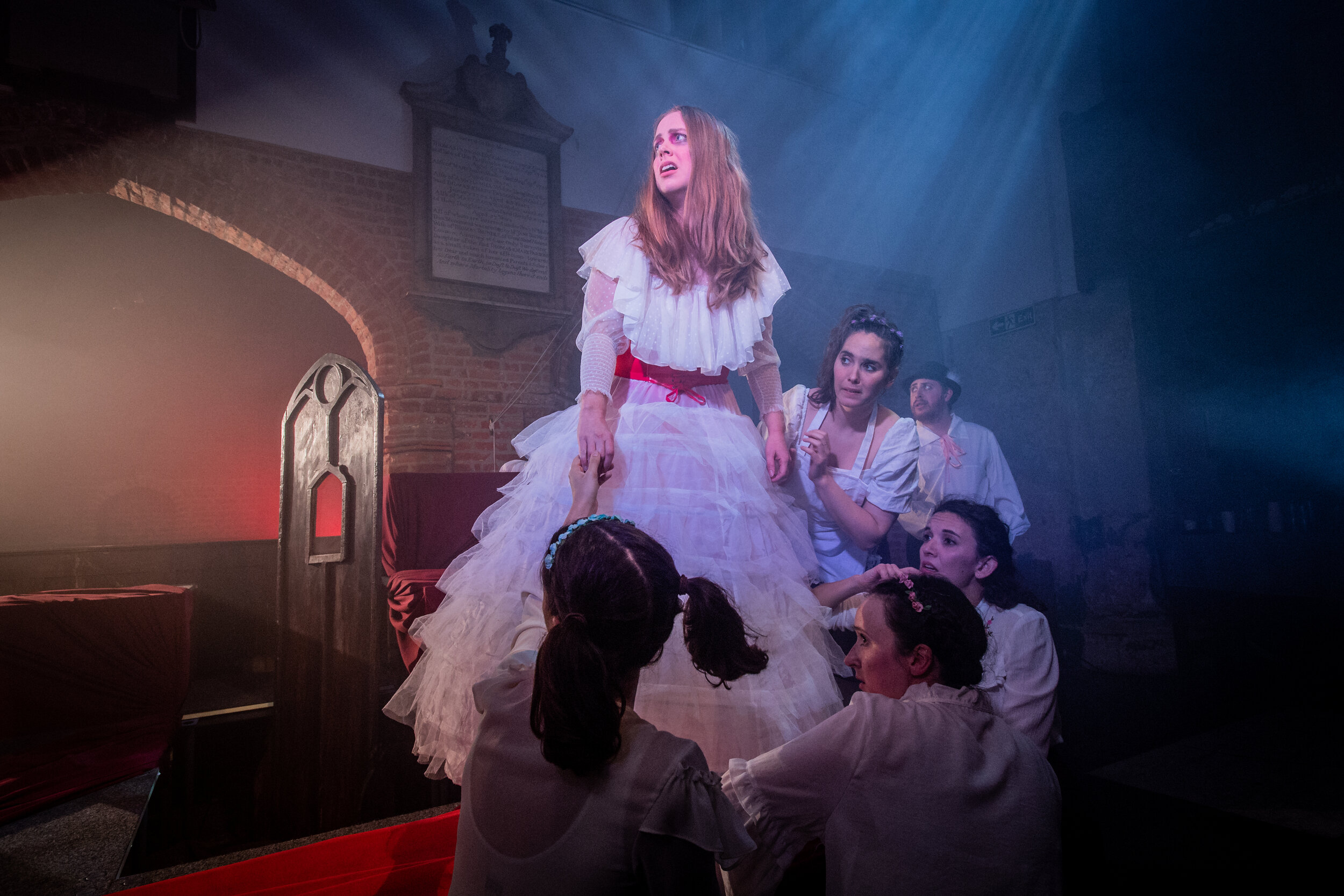  Malwina in  Der Vampyr  (photo Robert Workman) 
