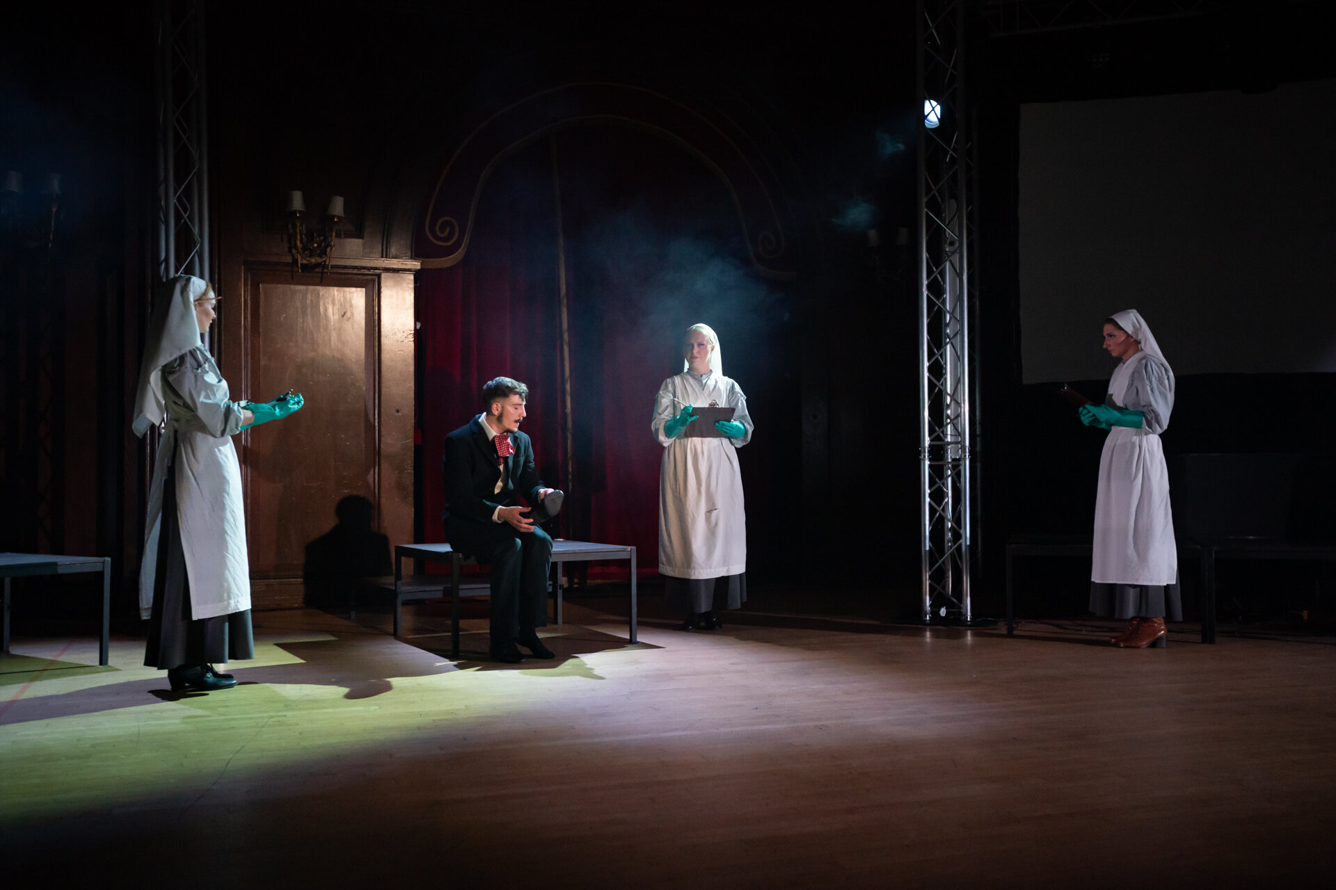   Bluebeard’s Castle  (photo: Nick Rutter) 