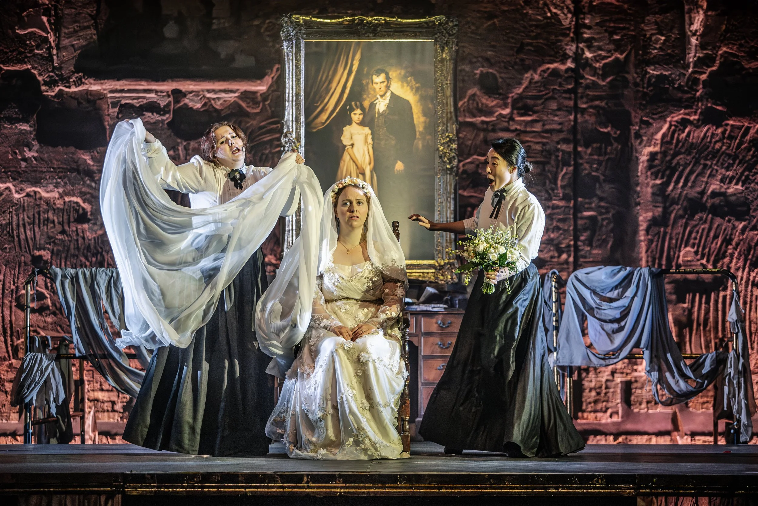 Matilde in  Maria de Rudenz  (photo: Craig Fuller) 