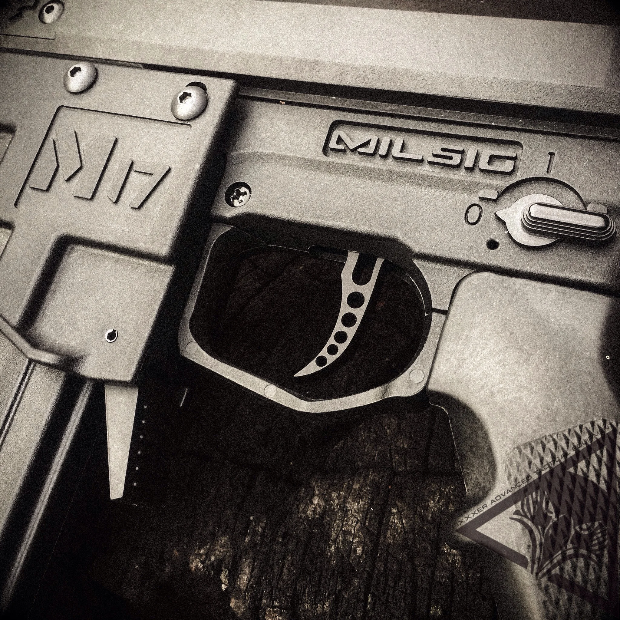 Milsig Emperor Trigger M17 A2 SMG M5