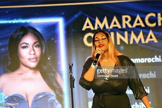 Talking Slick per usual 🎤😁&hellip; ✨#Slicktalk &hellip; 
#aboutlastnight✨ epic #comedy night @rooseveltcomedy @maxeventsllc 🙌🏾🤙🤩
#host #model #comedian #actress #Amarachi #LA #Hollywood #gettyimages