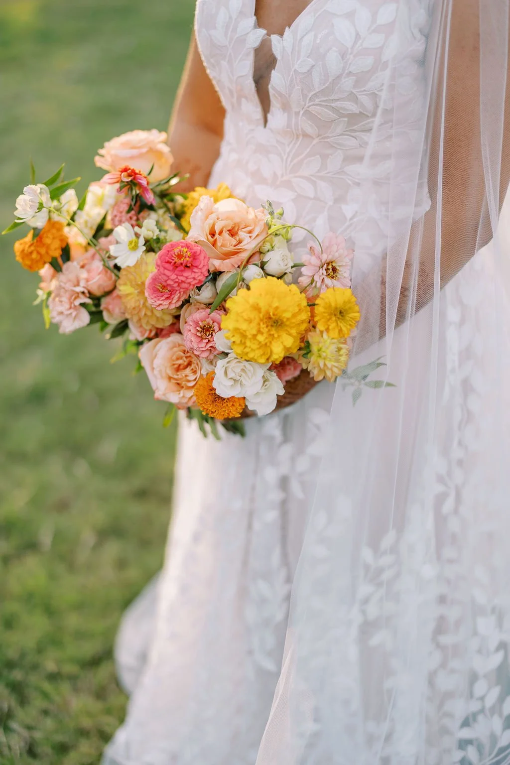 5 Reasons to Hire a Professional Wedding Florist and Skip the DIY