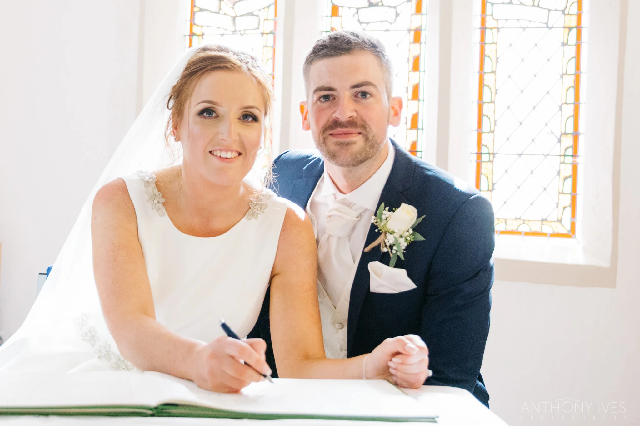 012 Shireburn Arms Preston Wedding Photography.jpg