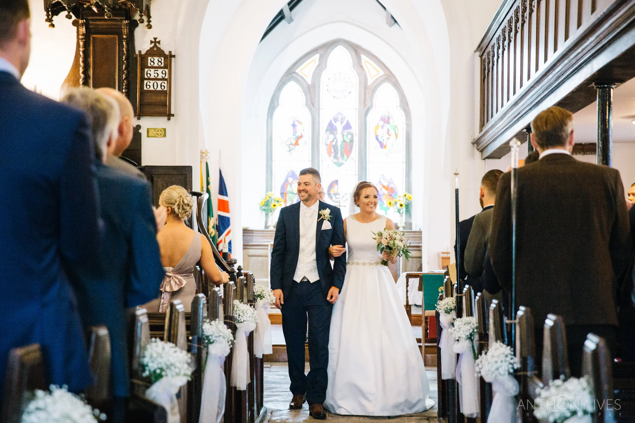 013 Shireburn Arms Preston Wedding Photography.jpg