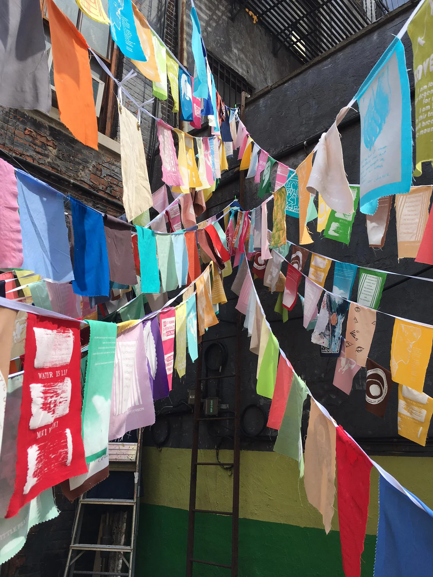 Say A Little Prayer for U.S.