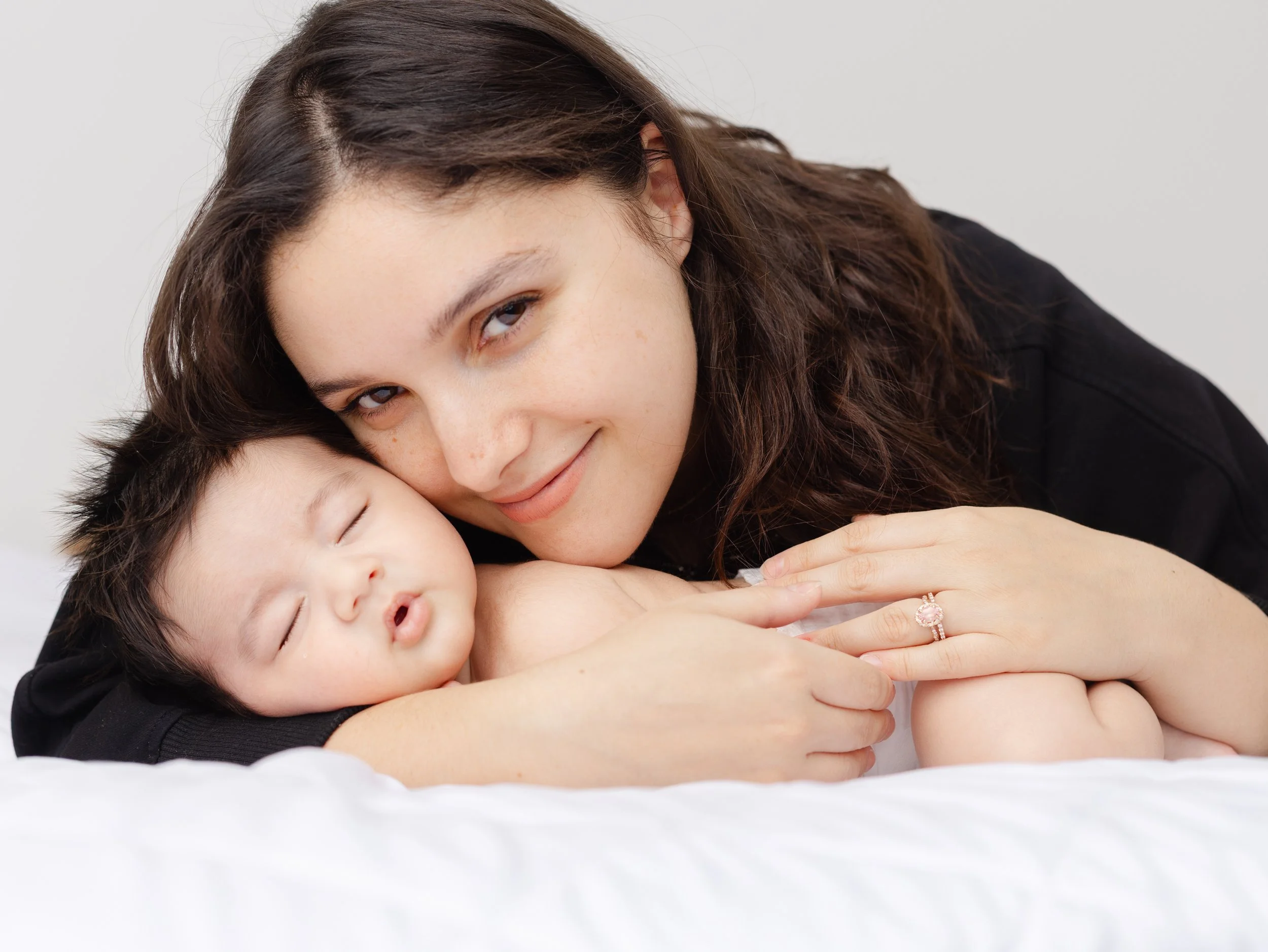 My Approach to Newborn Photography? (Studio Newborn FAQ)