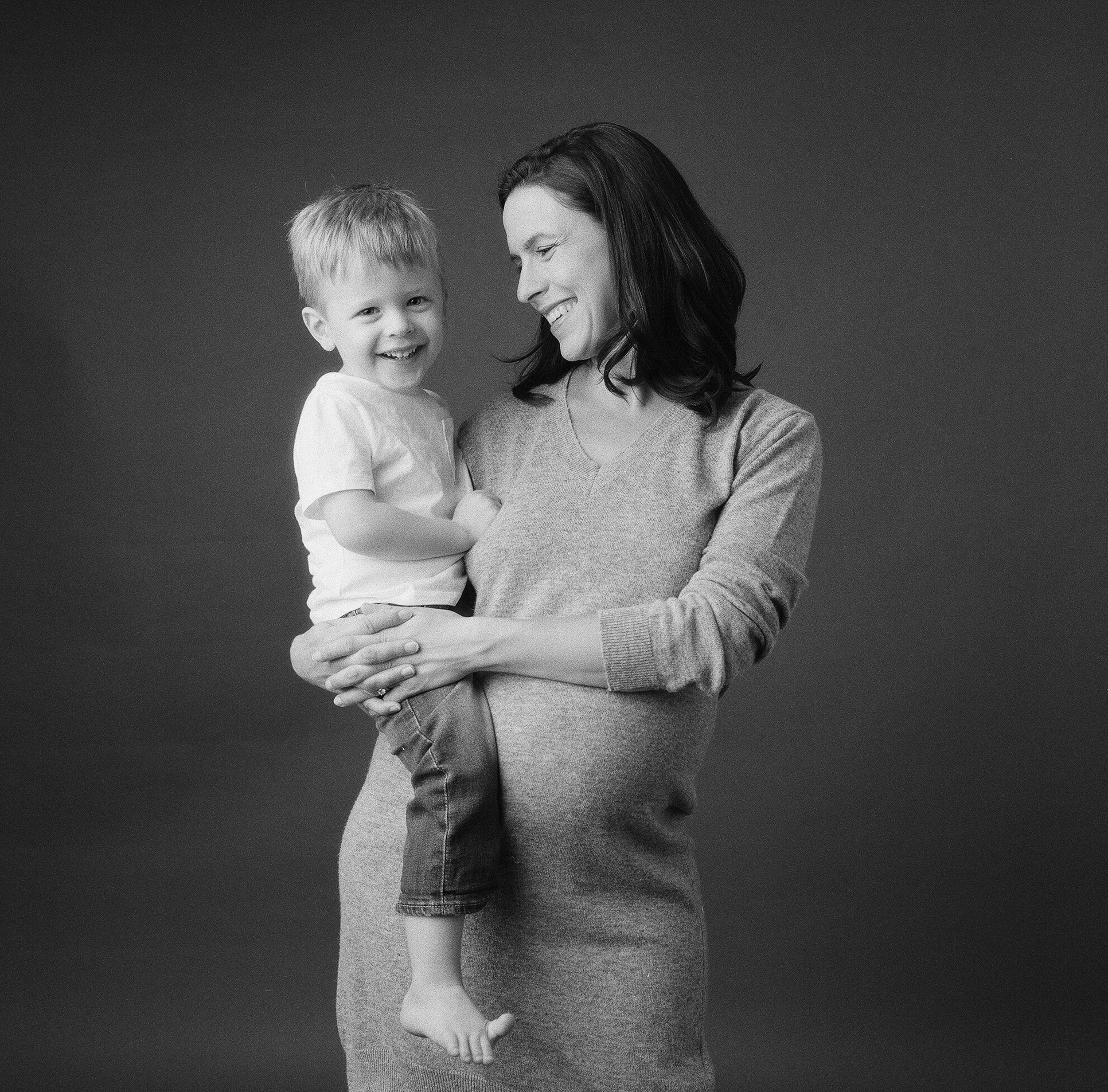 sandracoanseattlematernityphotographer.54.jpg