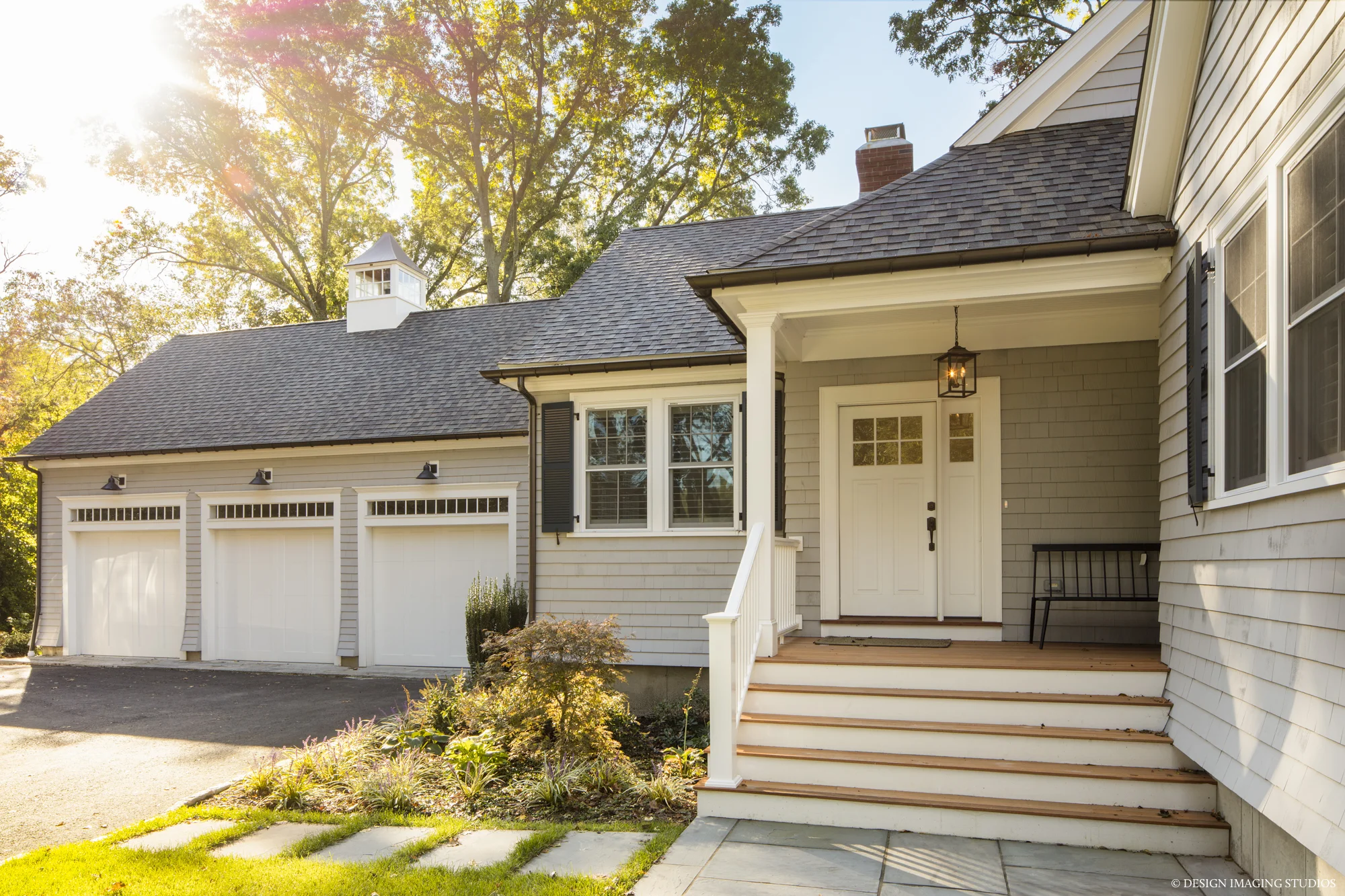 Oak Estate, Milton, MA: Guest entry. Photography © Design Imaging Studios