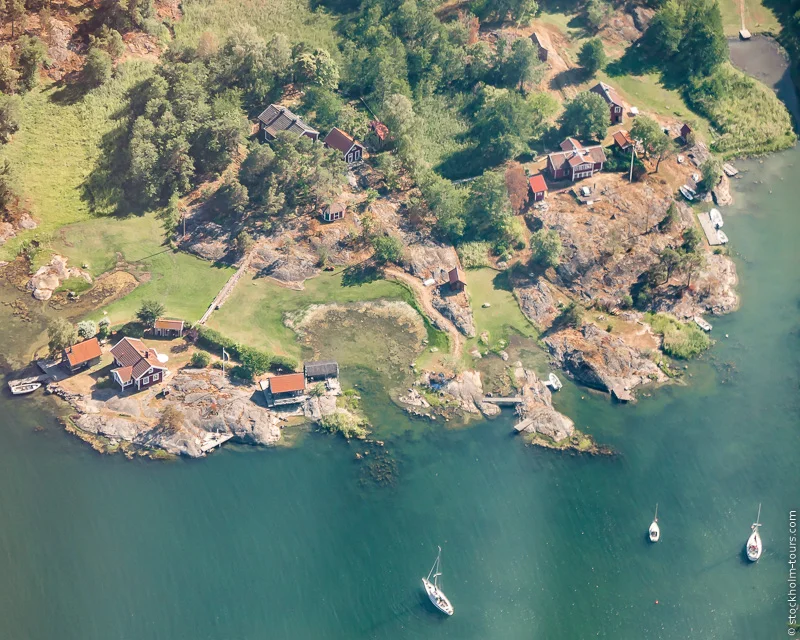 6_Stockholm Archipelago_Stockholm helicopter tour_Стокгольм с вертолёта_Стокгольм с высоты птичьего полёта_Stockolm Mania_гид по Стокгольму.jpg