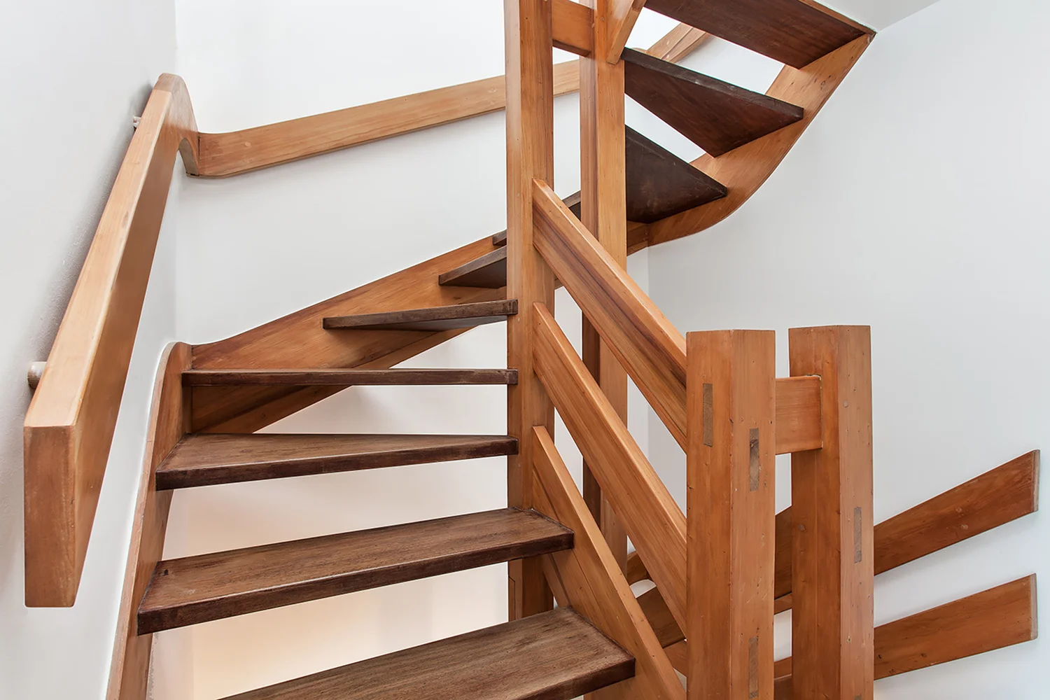 Z2_Interiors_Photography_Staircase_London.jpg