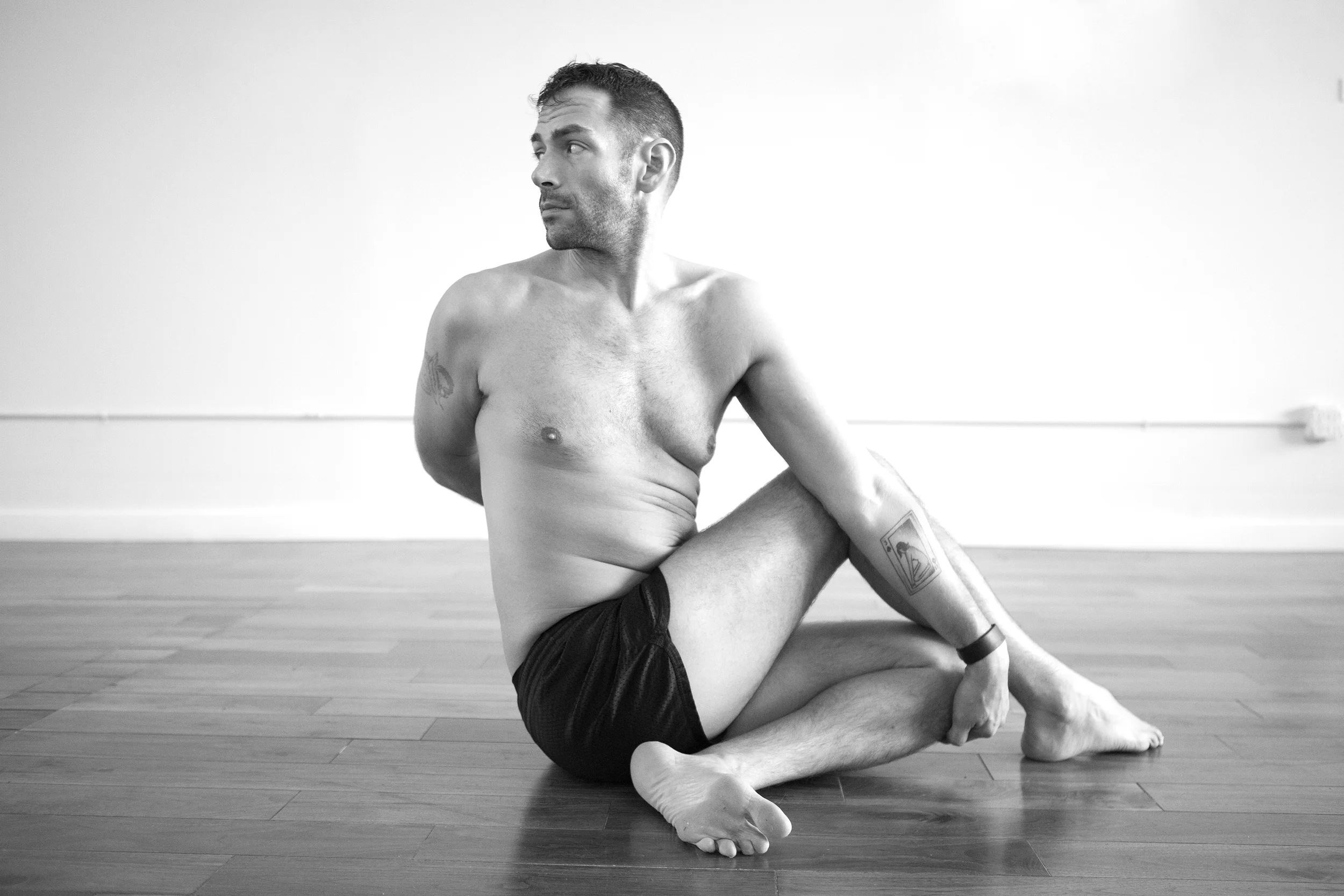 25. Spine Twist