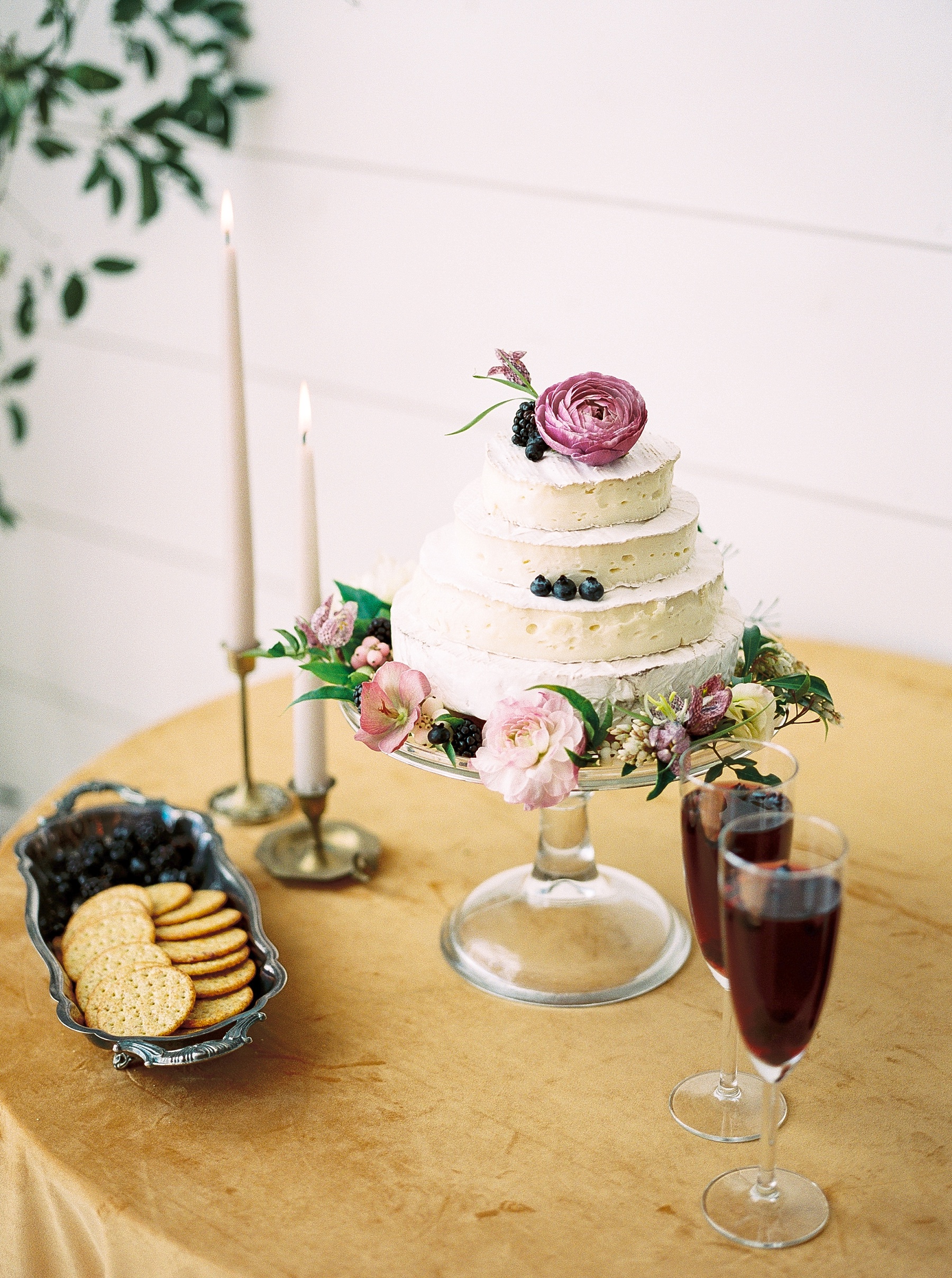 Intimate Lakeside Elopement at Emerson Fields All White Wedding Venue by Kelsi Kliethermes Photography Best Missouri and Maui Wedding Photographer_0017.jpg