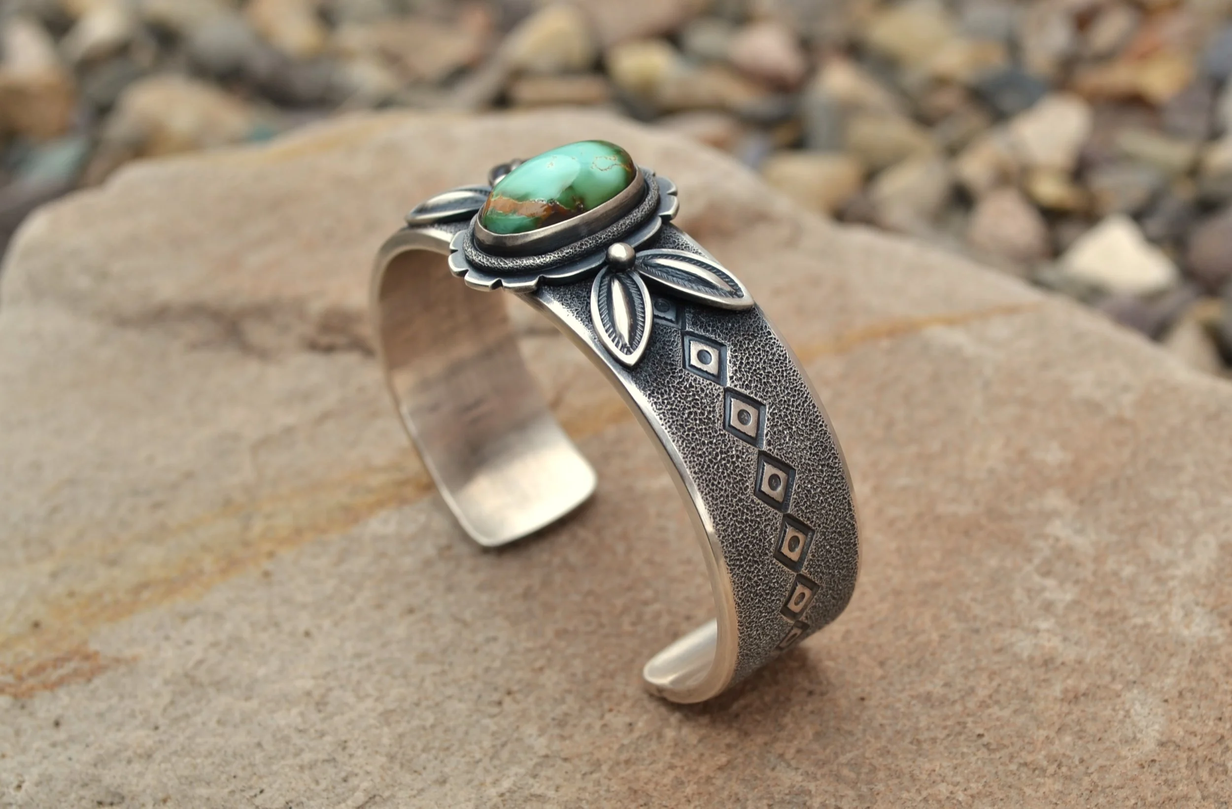 jdm_bracelet0322_2.JPG